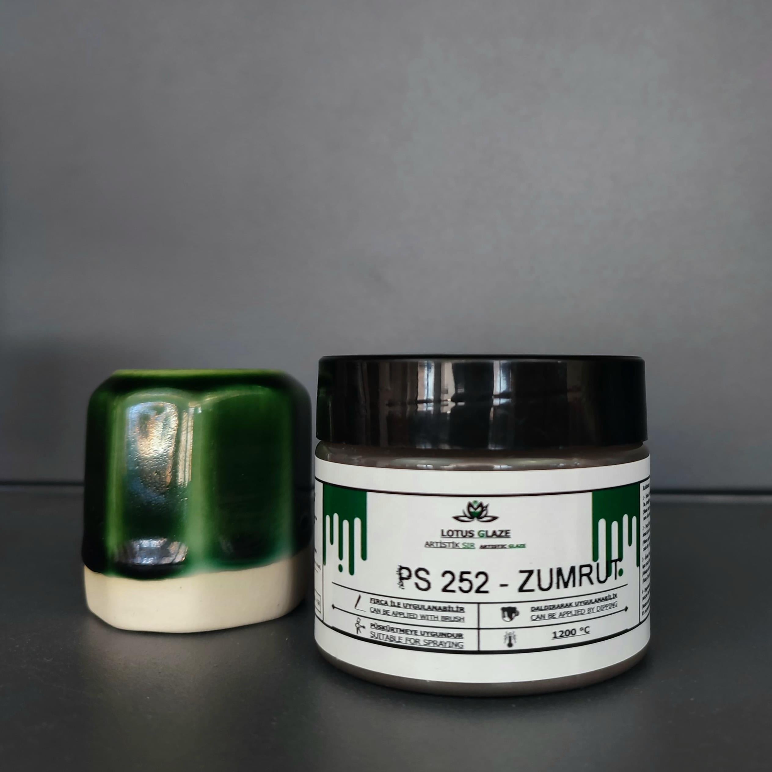 Lotus Glaze Artistik Stoneware sırı  - PS 252 Zümrüt