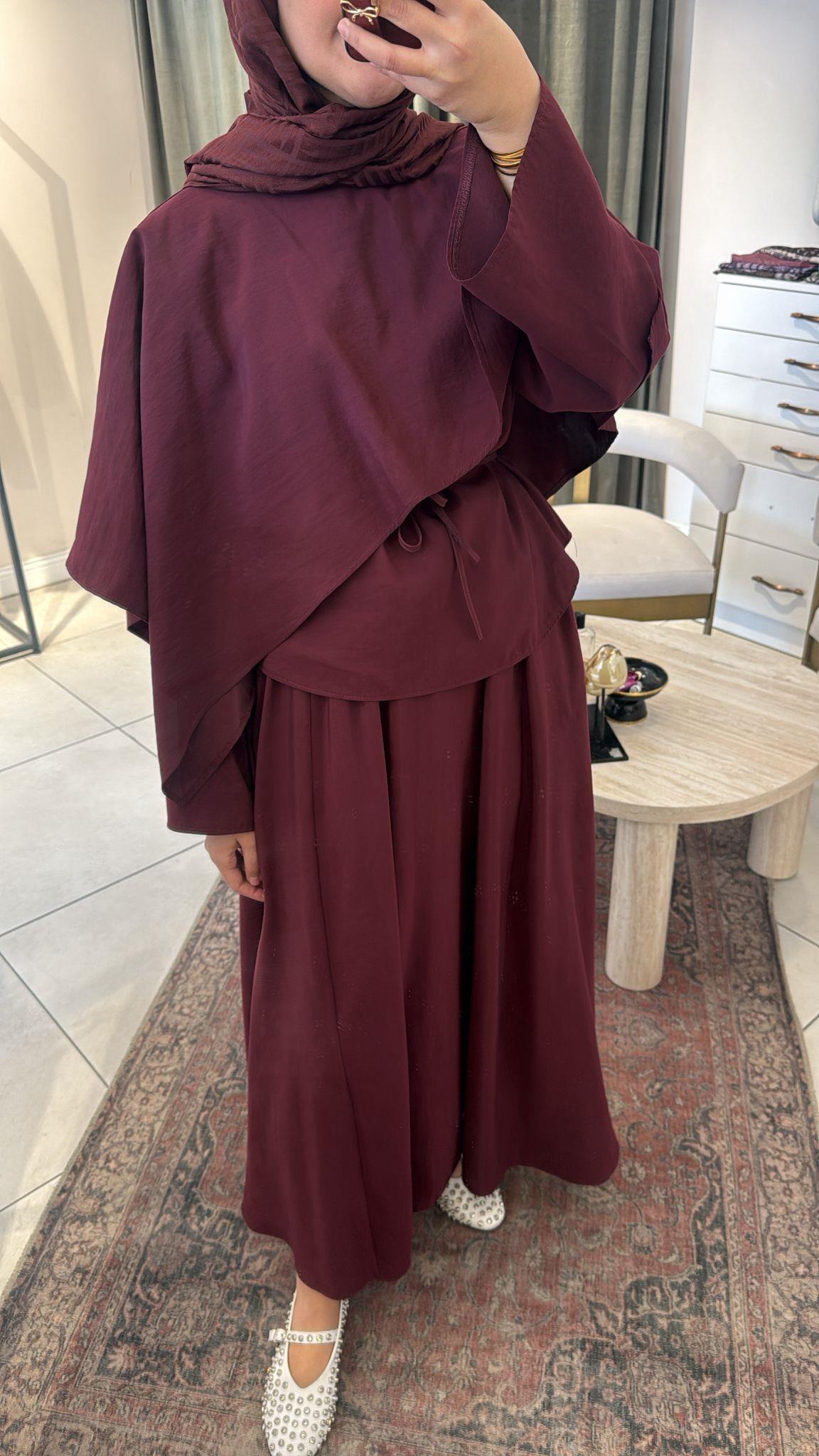 Pelerin Detay Etekli Takım Bordo