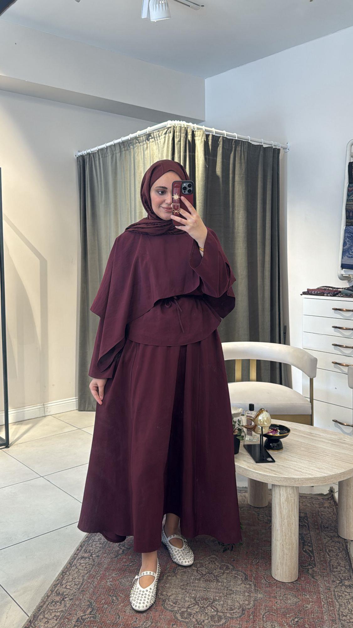 Pelerin Detay Etekli Takım Bordo
