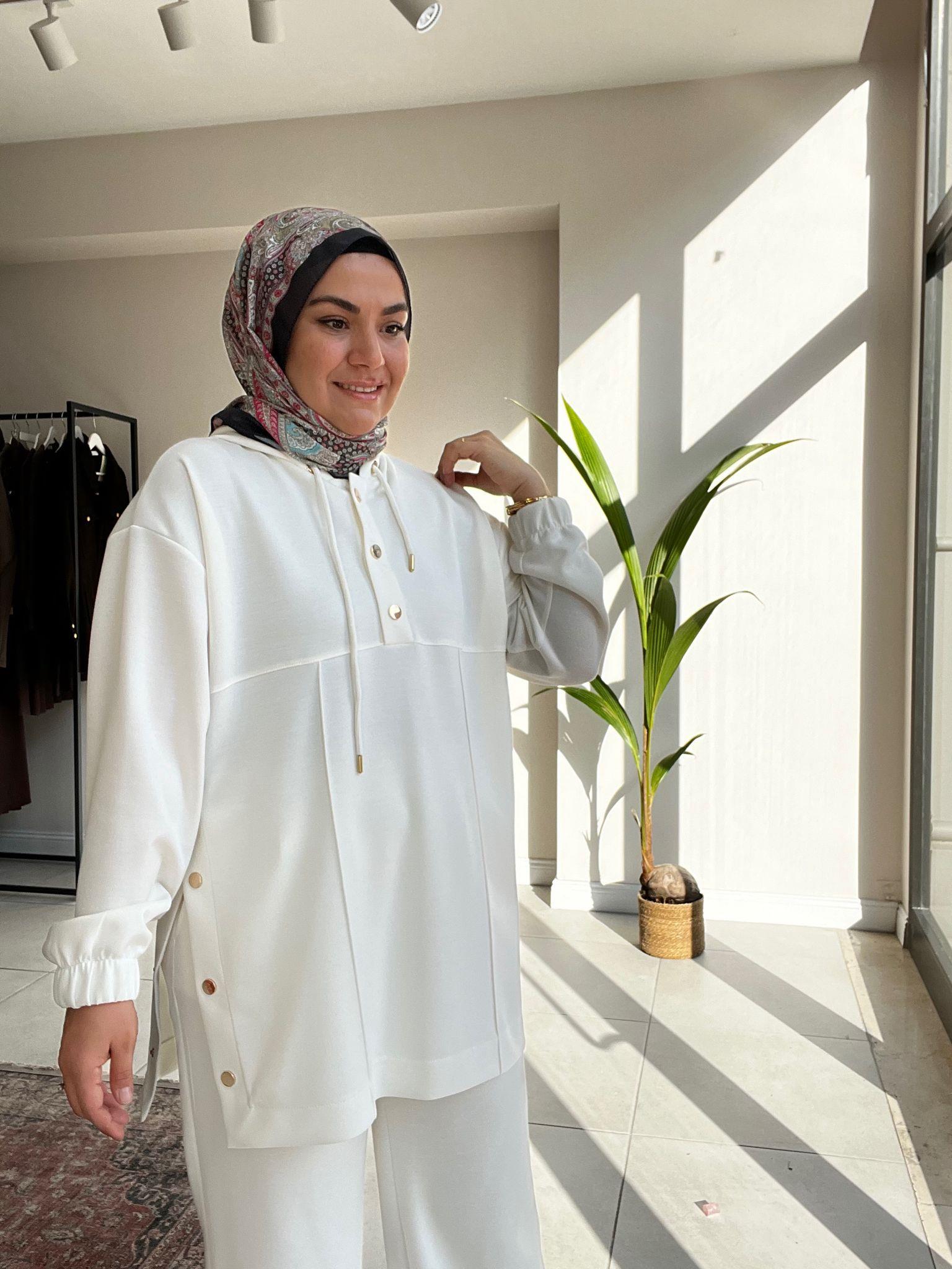 Yandan Çıtçıtlı Oysho Takım