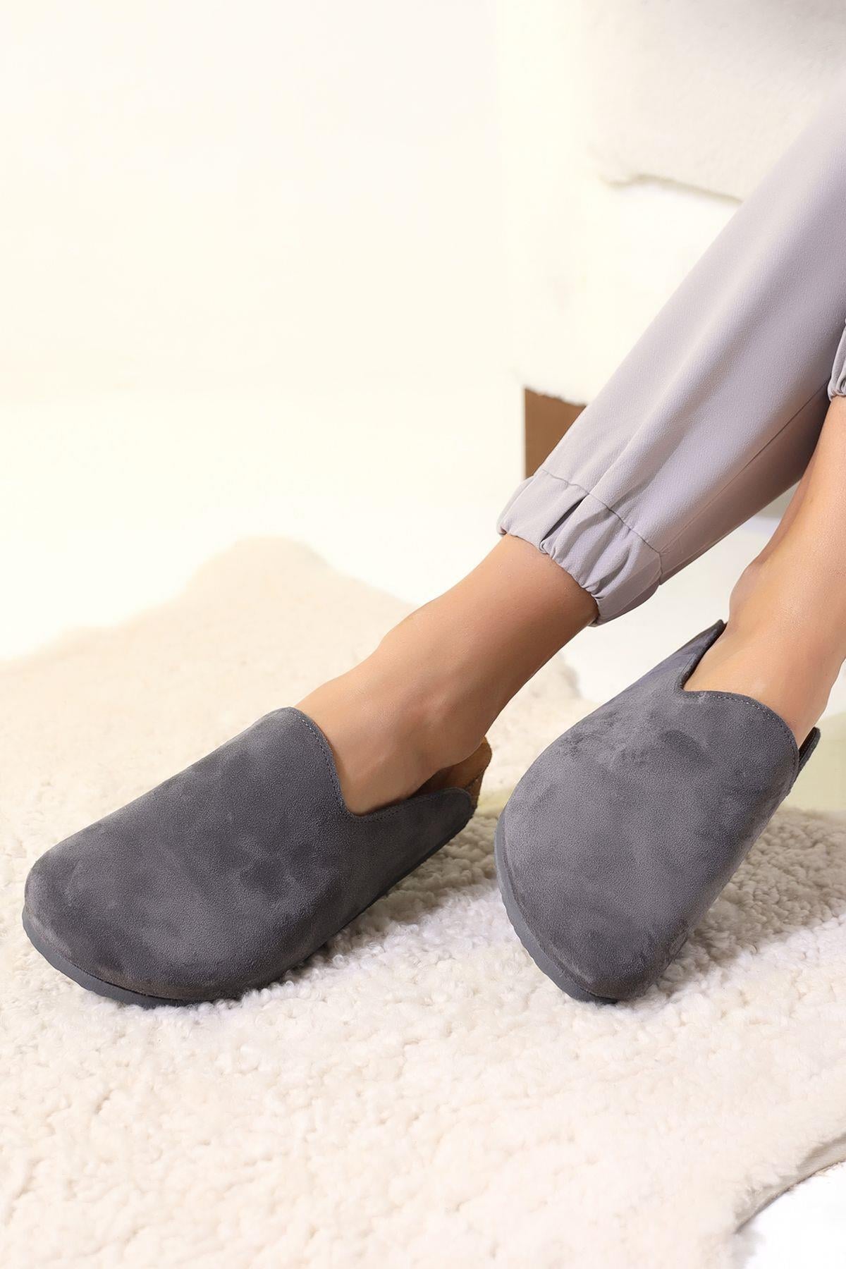 ROMA HAKİKİ DERİ ORTOPEDİK MANTAR TABAN UNISEX TERLİK