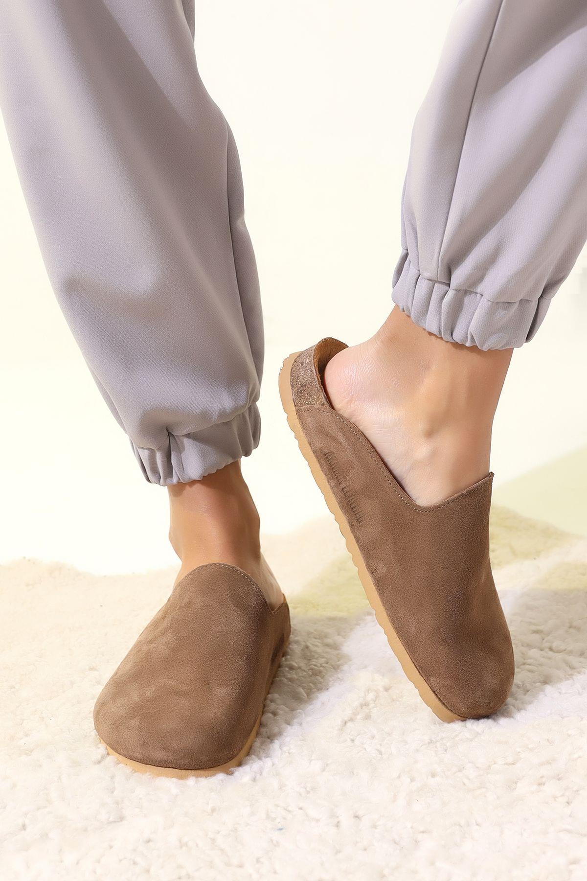 ROMA HAKİKİ DERİ ORTOPEDİK MANTAR TABAN UNISEX TERLİK