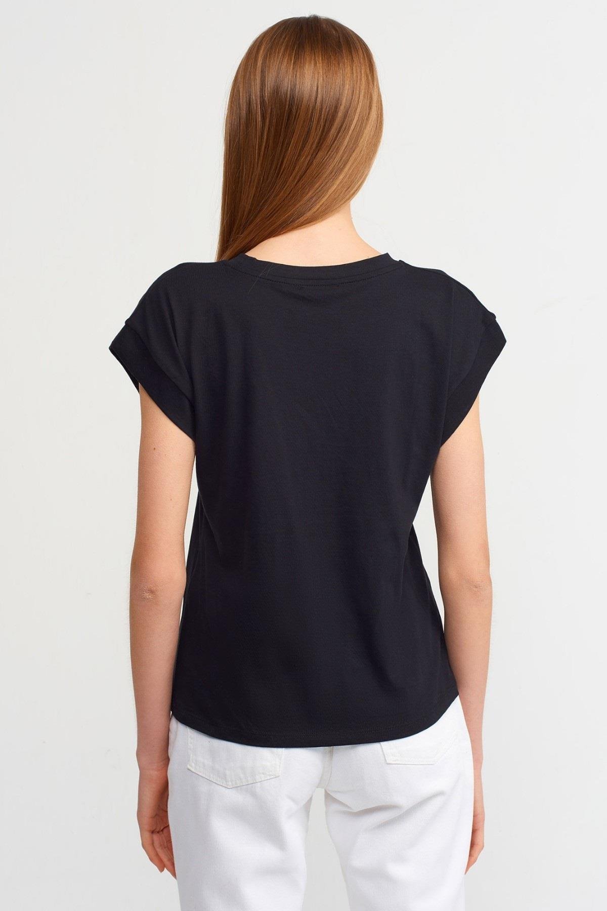 Dilvin %100 Pamuk Bisiklet Yaka Basic T-shirt 3504