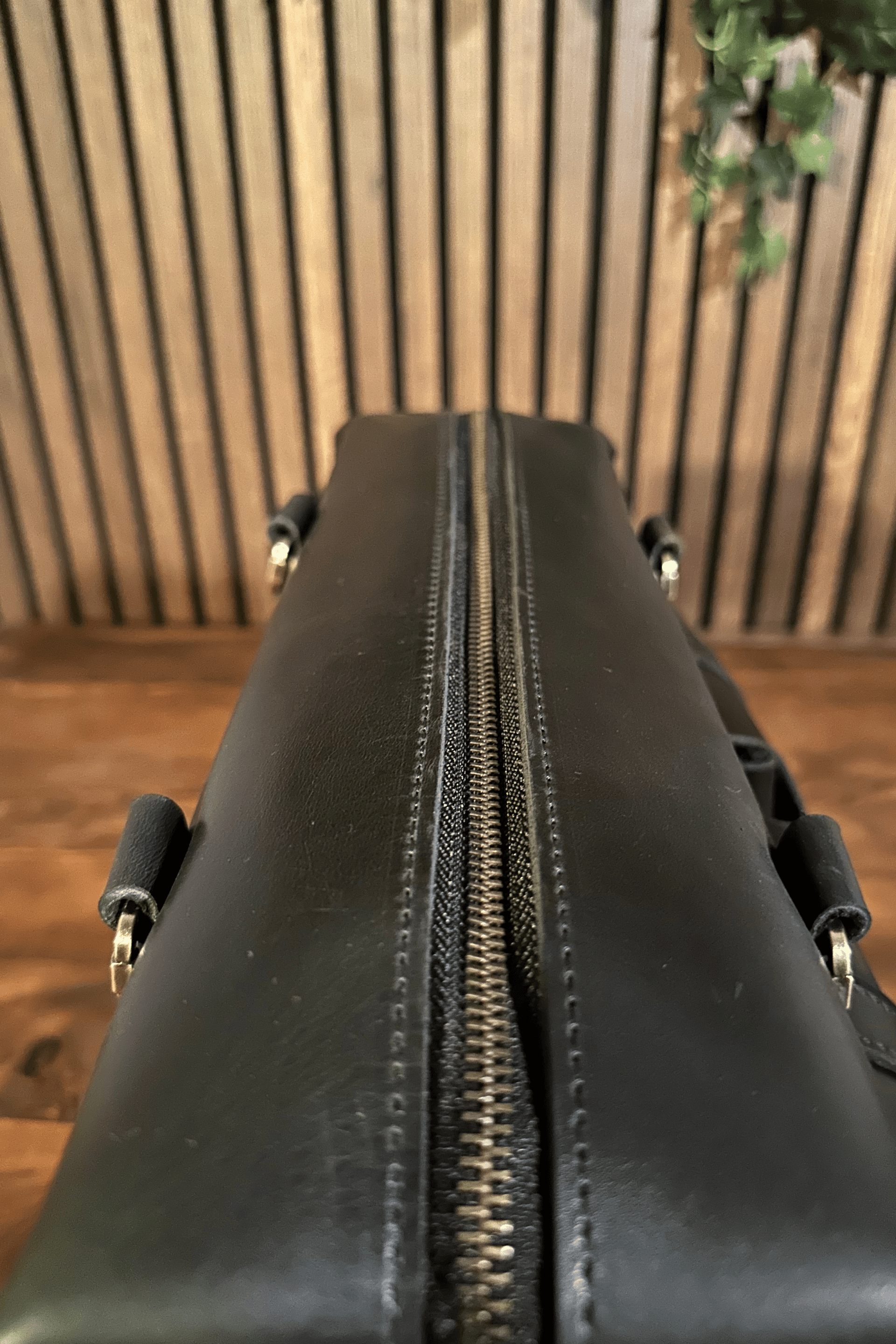 CAPELLA DERİ MESSENGER BAG