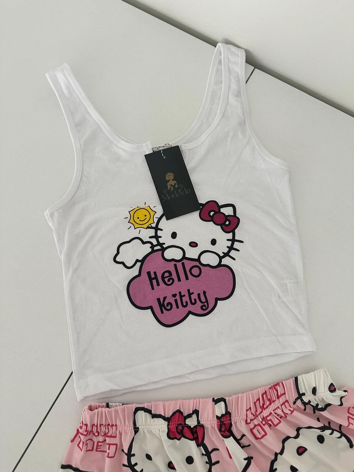  İNDİRİMLİ ÜRÜNLERKadın Desenli Baskılı Şortlu Pijama Takımı