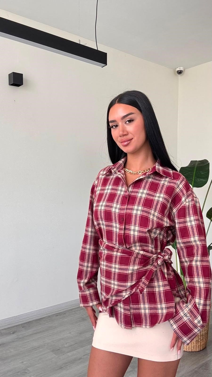 GÖMLEKKendinden Fular Detaylı Bağlama Ek Detaylı Çok Şık Gömlek