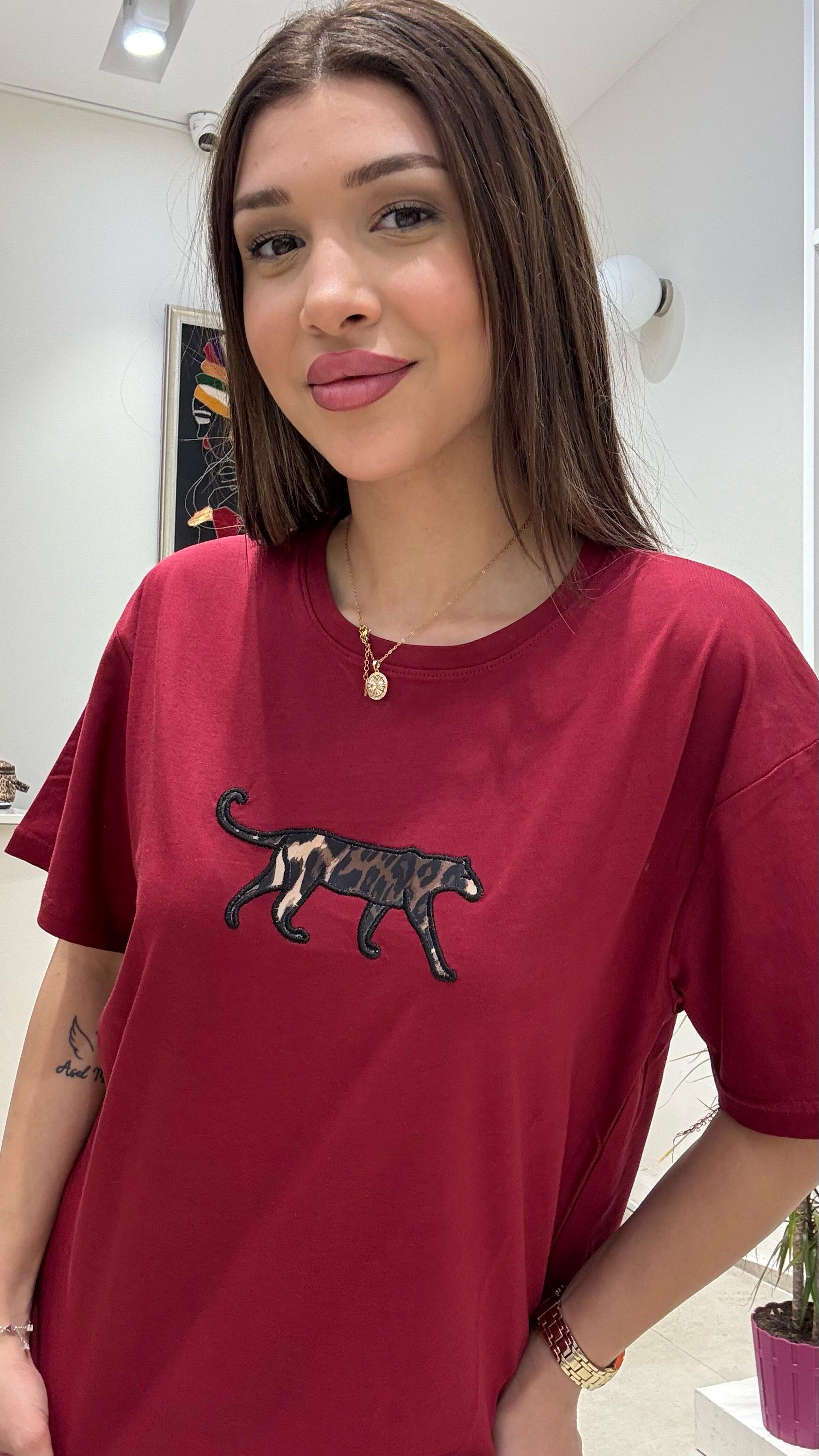 Kadın Leopar Hayvan Baskılı Oversize Salaş ve Rahat T-Shirt - BORDO