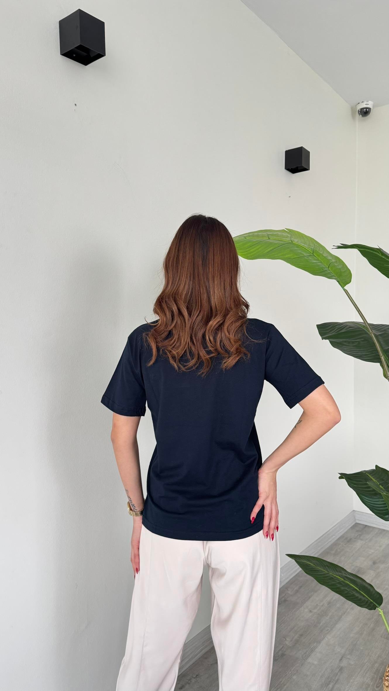 Kadın Teddy Bear Ayıcıklı Nakışlı Bisiklet Yaka Premium T-Shirt - LACİVERT