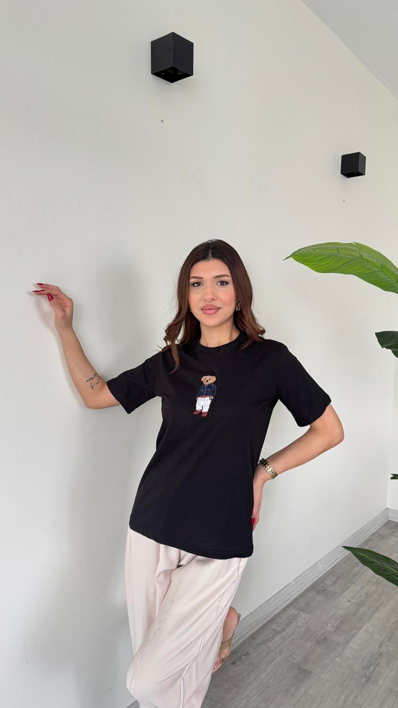 Kadın Teddy Bear Ayıcıklı Nakışlı Bisiklet Yaka Premium T-Shirt - SİYAH