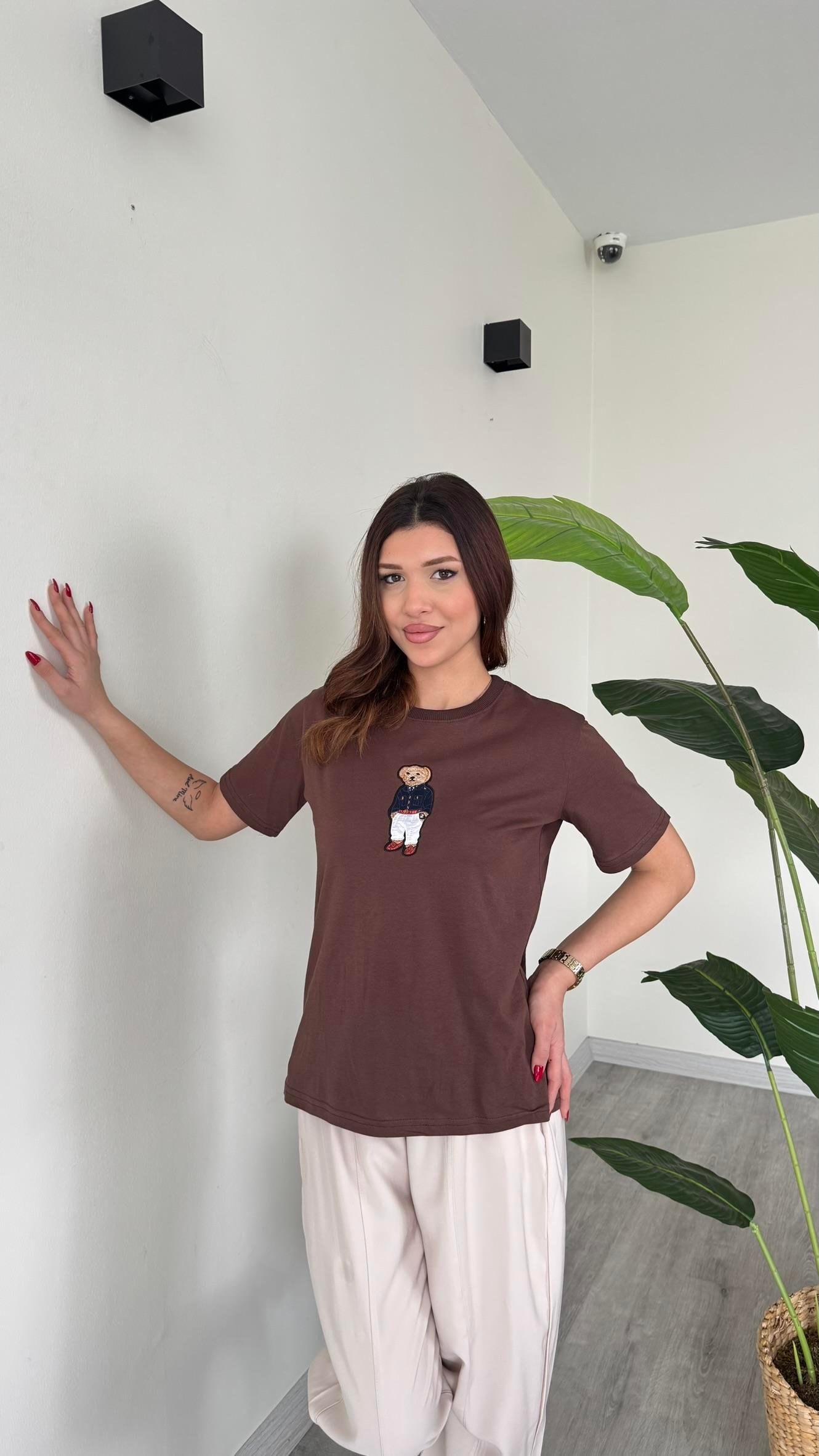 Kadın Teddy Bear Ayıcıklı Nakışlı Bisiklet Yaka Premium T-Shirt - KAHVERENGİ