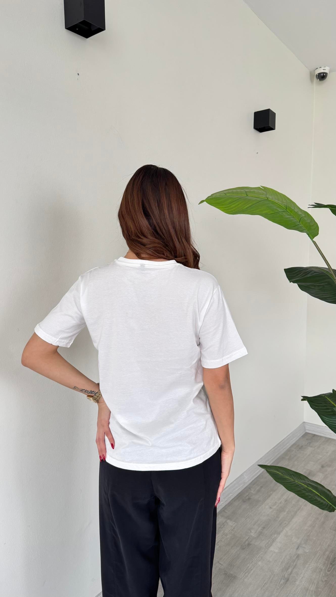 Kadın Teddy Bear Ayıcıklı Nakışlı Bisiklet Yaka Premium T-Shirt - BEYAZ