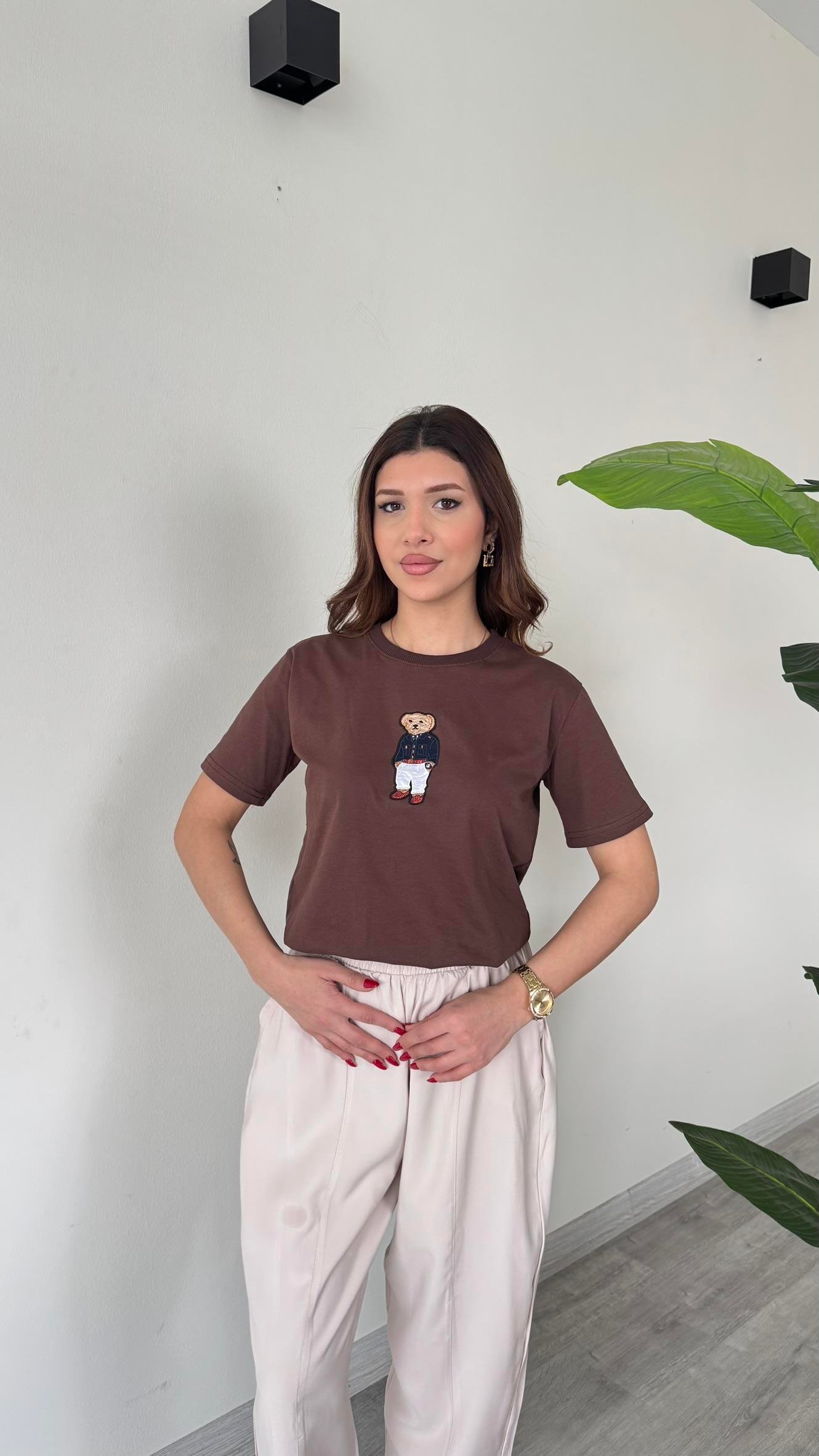 Kadın Teddy Bear Ayıcıklı Nakışlı Bisiklet Yaka Premium T-Shirt - KAHVERENGİ