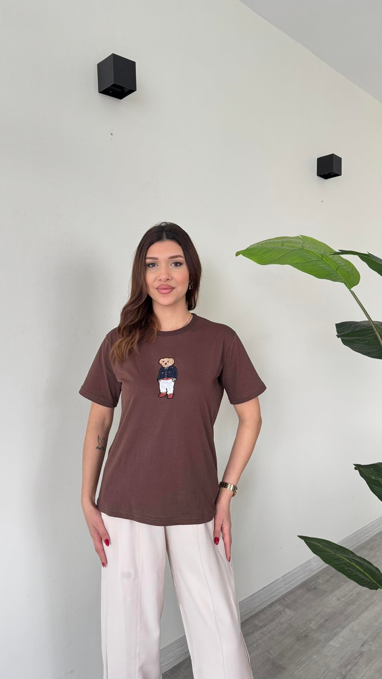 Kadın Teddy Bear Ayıcıklı Nakışlı Bisiklet Yaka Premium T-Shirt - KAHVERENGİ