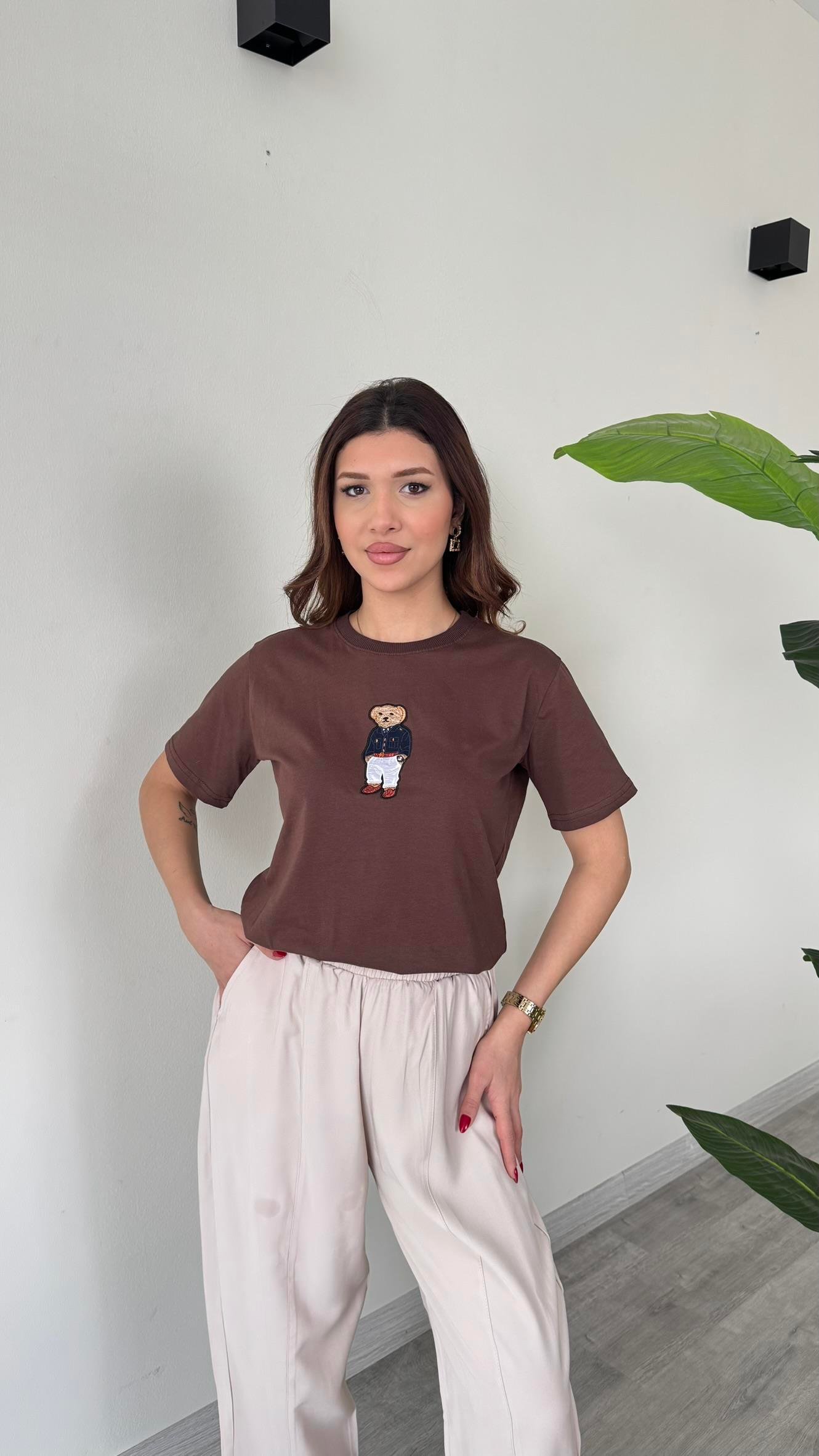Kadın Teddy Bear Ayıcıklı Nakışlı Bisiklet Yaka Premium T-Shirt - KAHVERENGİ