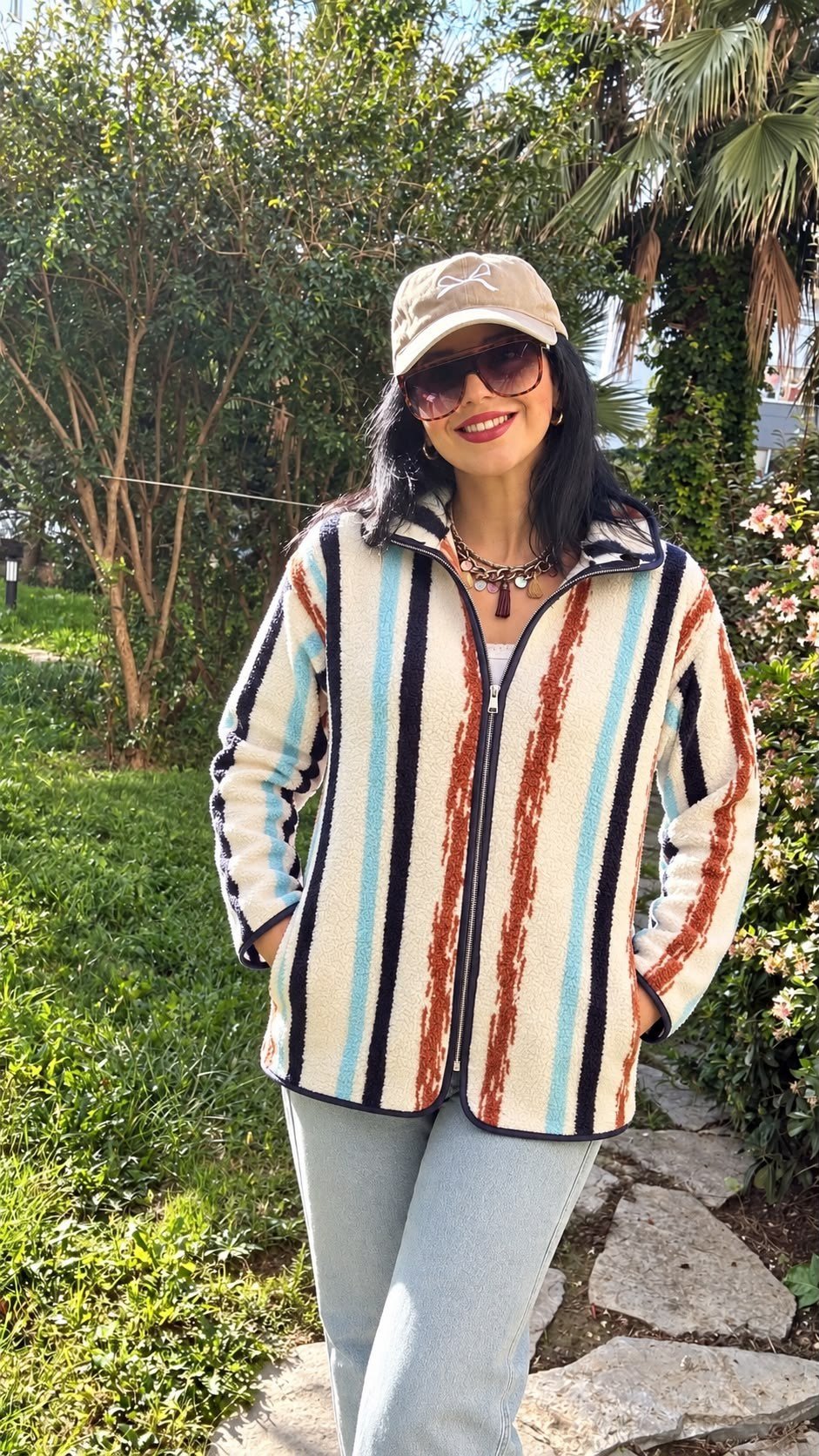 SWEATSHIRTMavi Çizgili Desenli Cepli Fermuarlı Yumuşak Dokulu Polar Sweatshirt