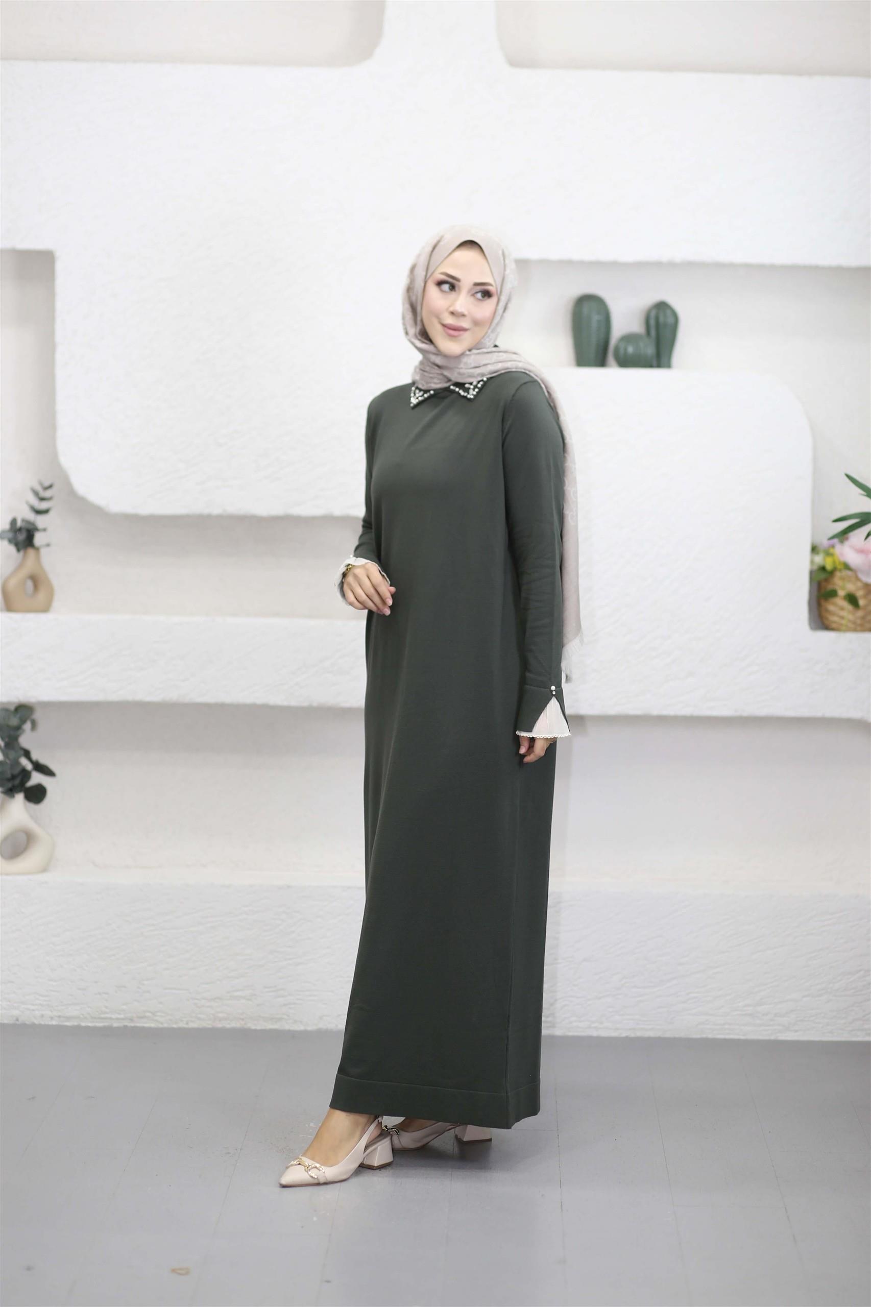 265 Kolu Dantelli Polo Yaka Taşlı Triko Elbise