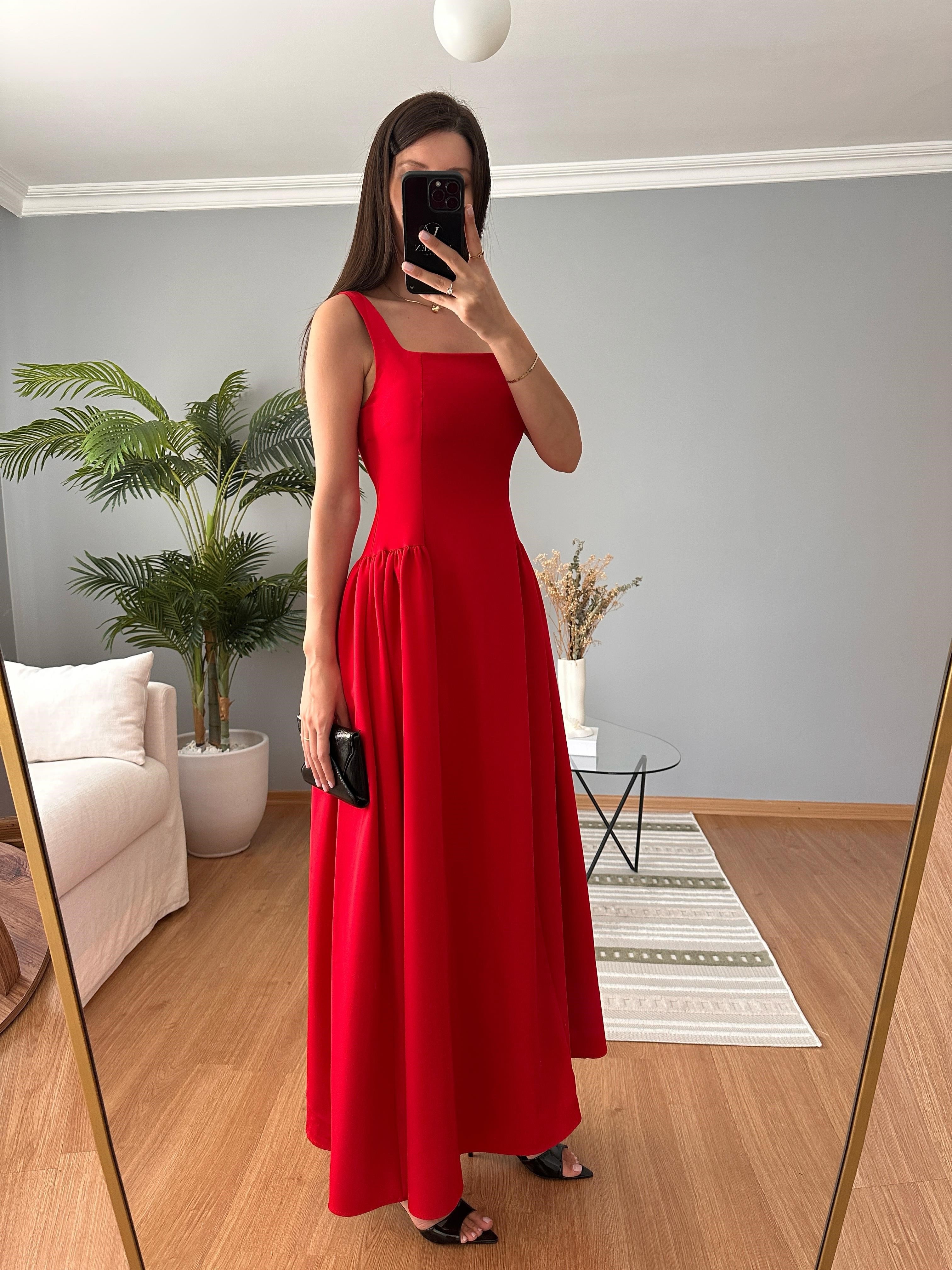 Adelfa Kırmızı Elbise