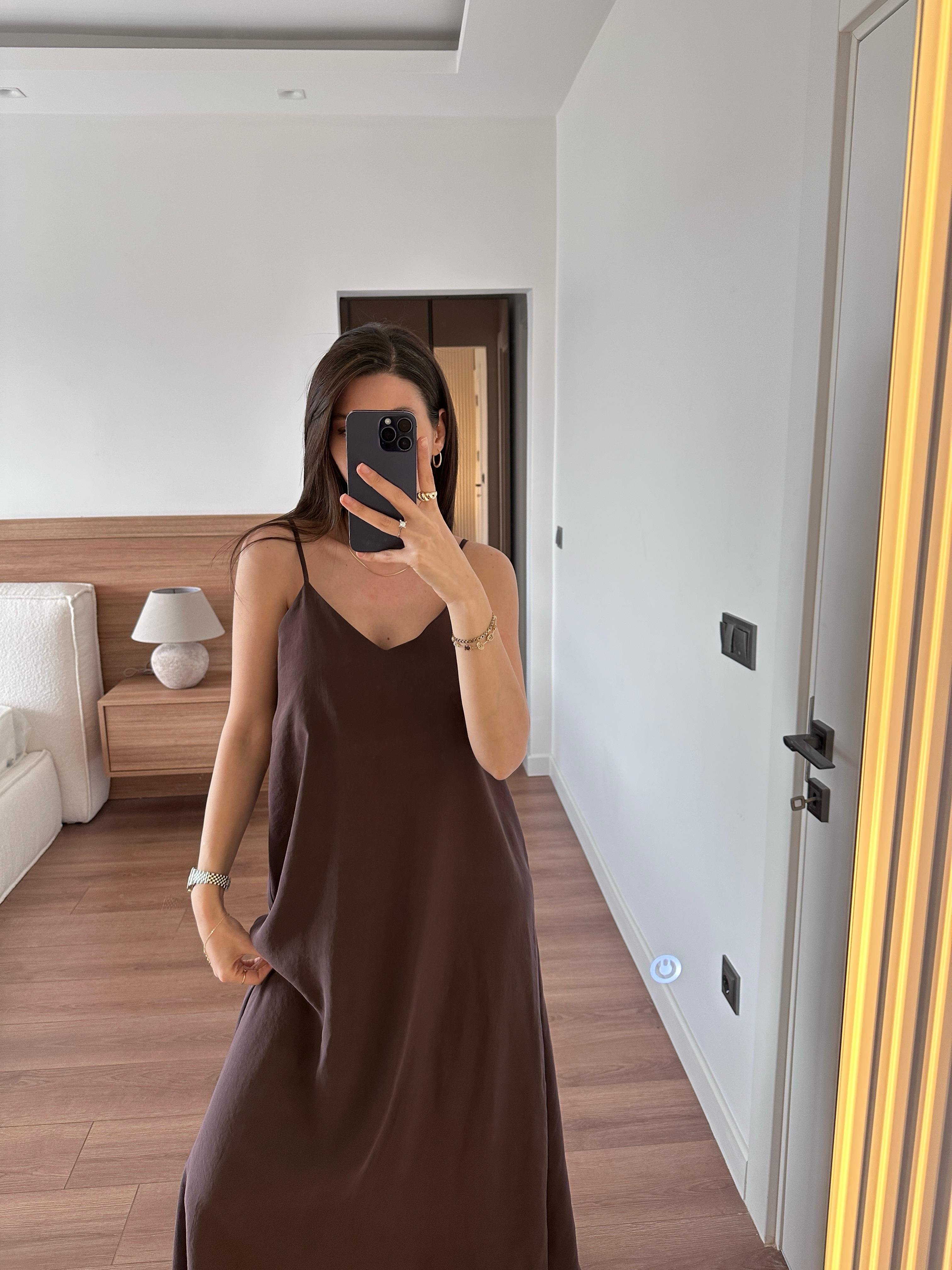 Askılı Kahve Elbise 