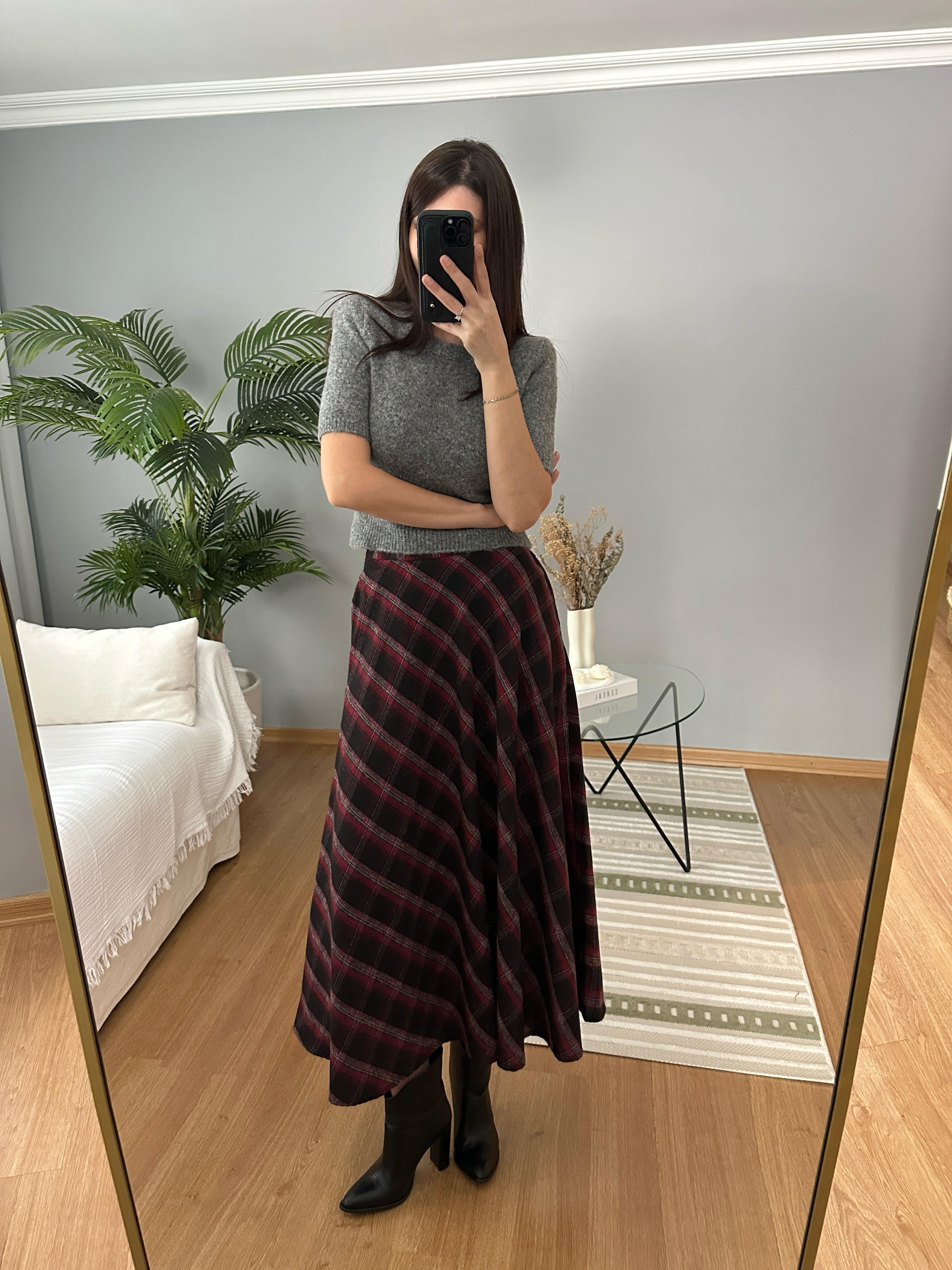 Bordo Kareli Yün Dokulu Etek