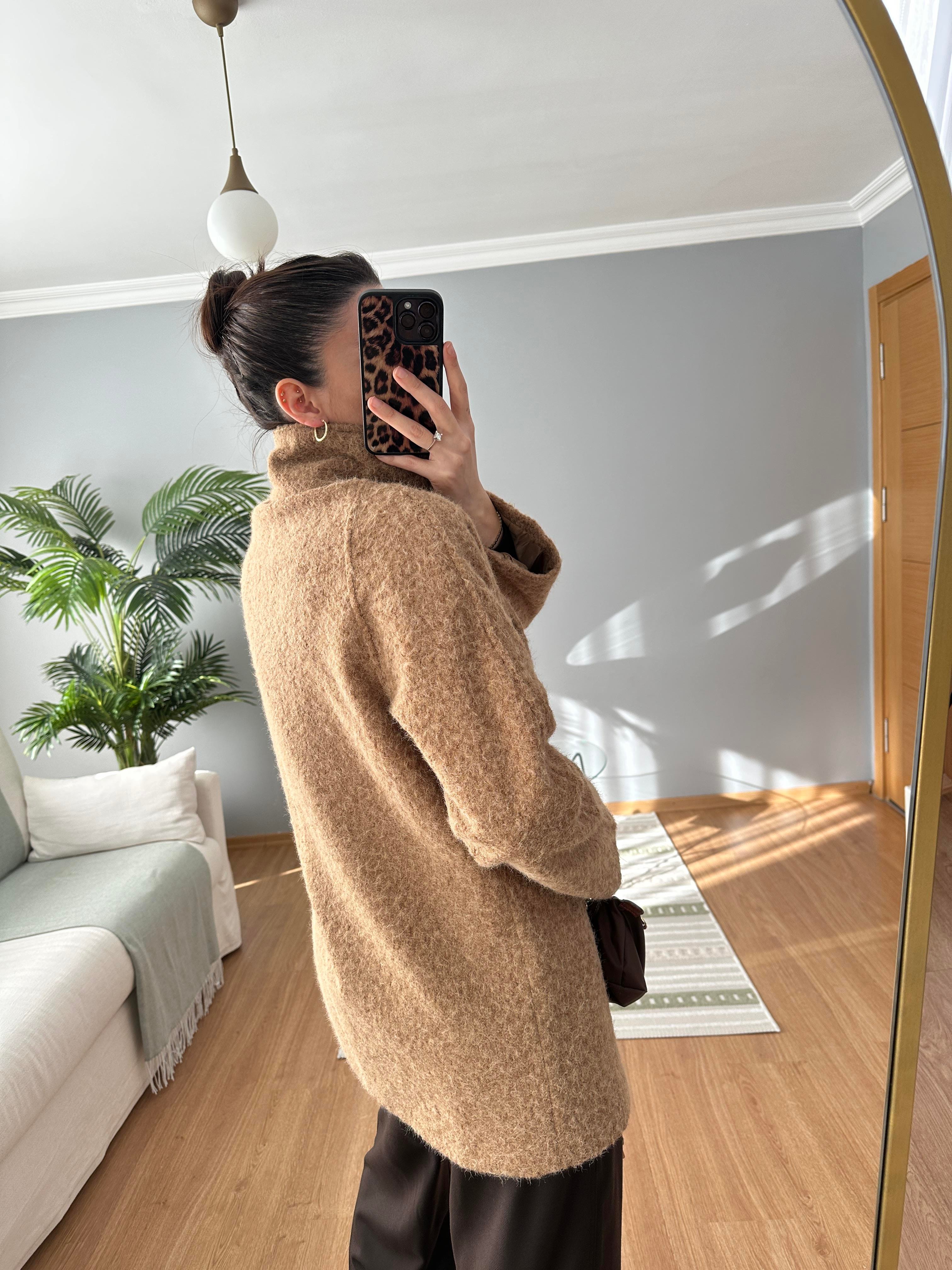 Çan Kesim Camel Renk Orta Boy Yün Kaban 
