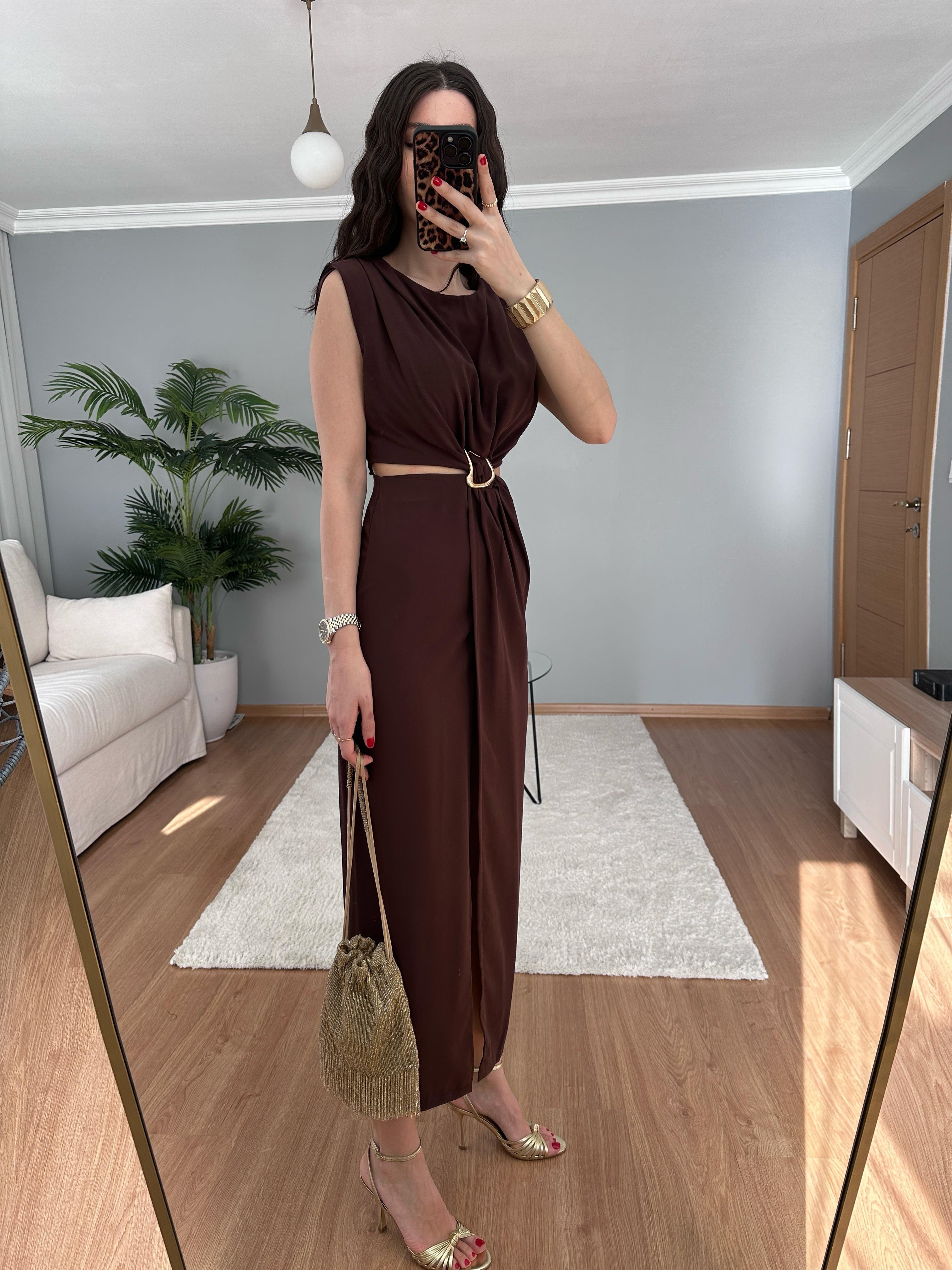 Chic Kahve Elbise