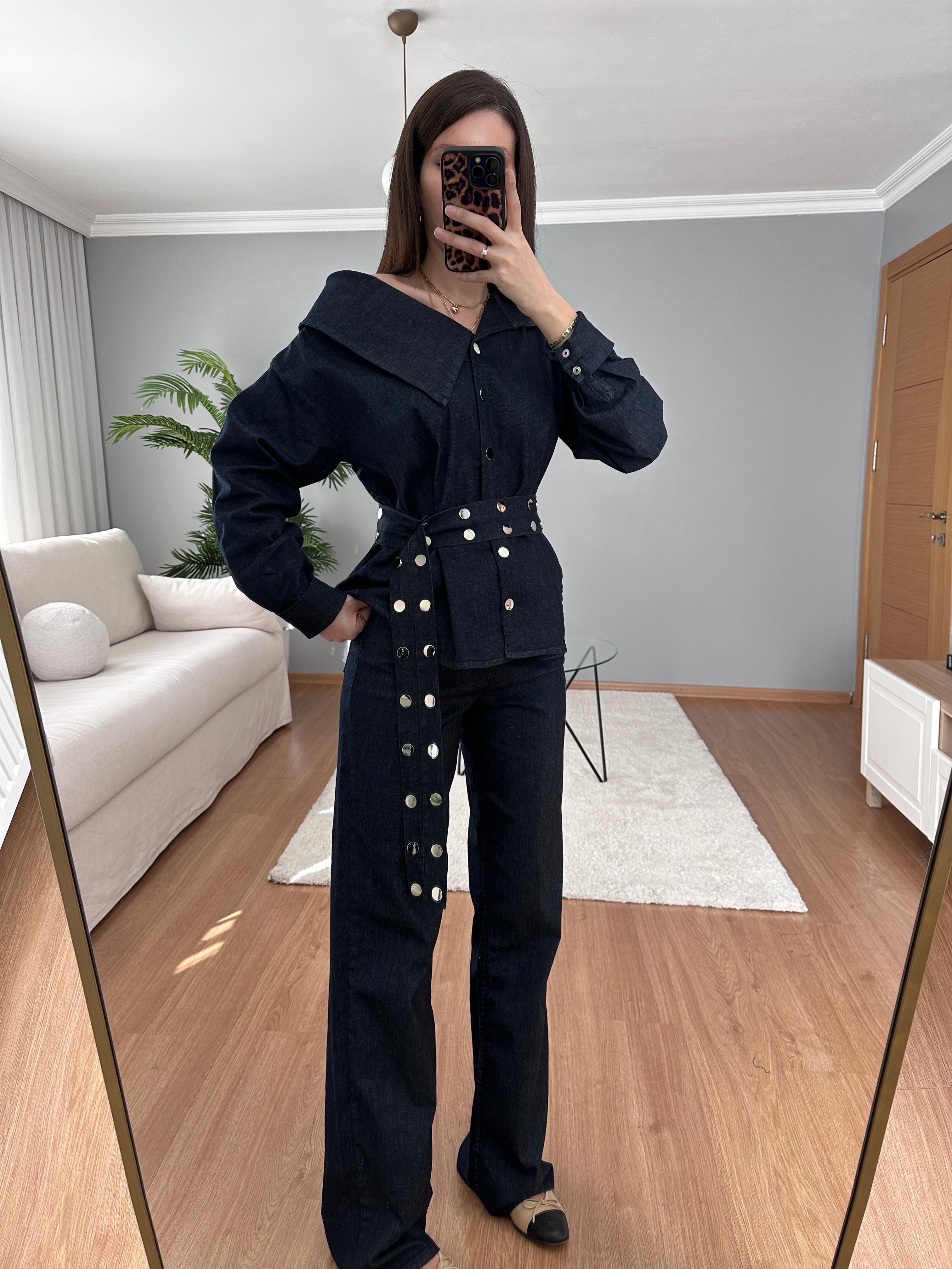 Çıtçıt Detaylı Denim Takım