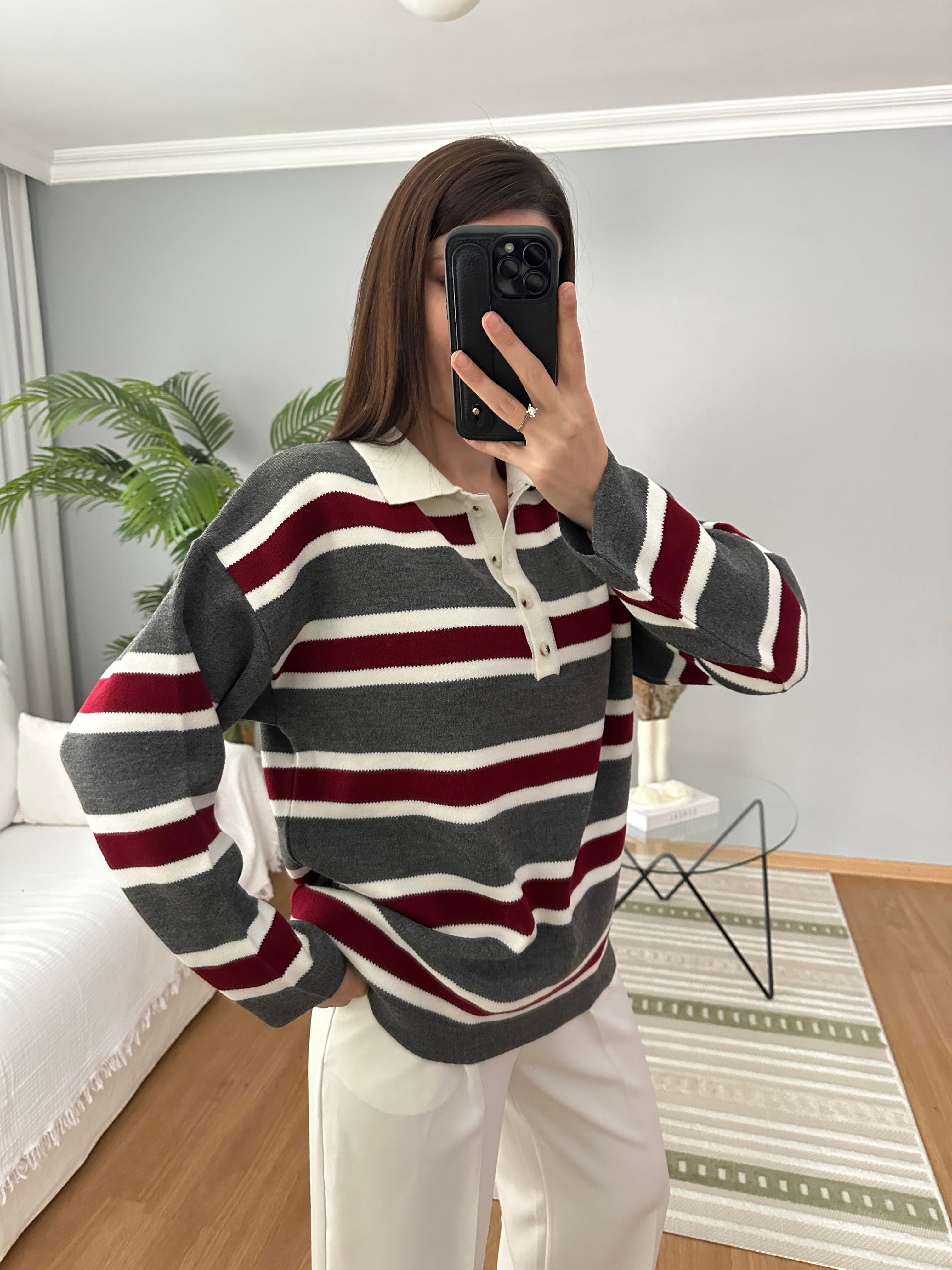 College Gri Triko