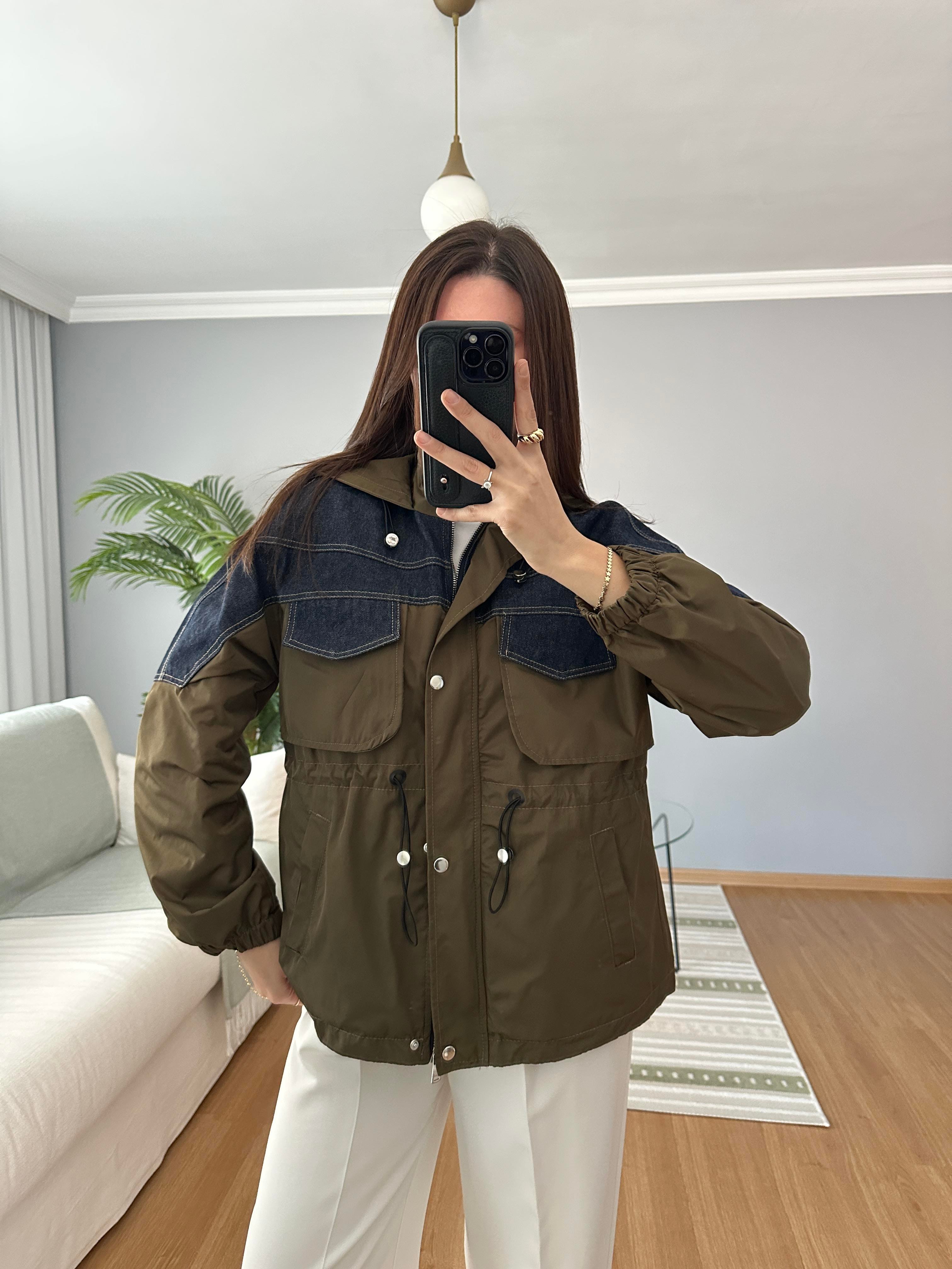 Denim Detaylı Paraşüt Ceket