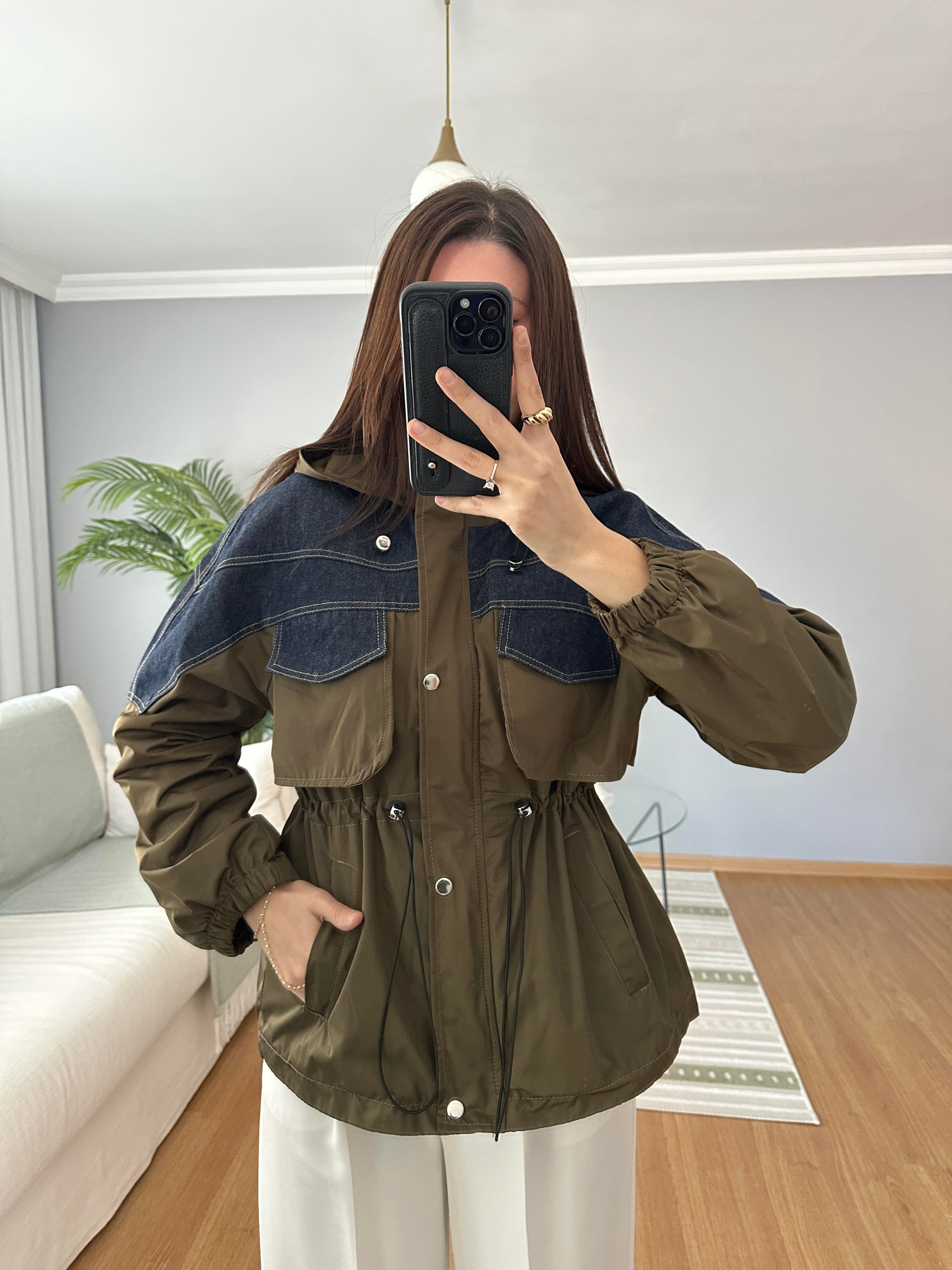 Denim Detaylı Paraşüt Ceket