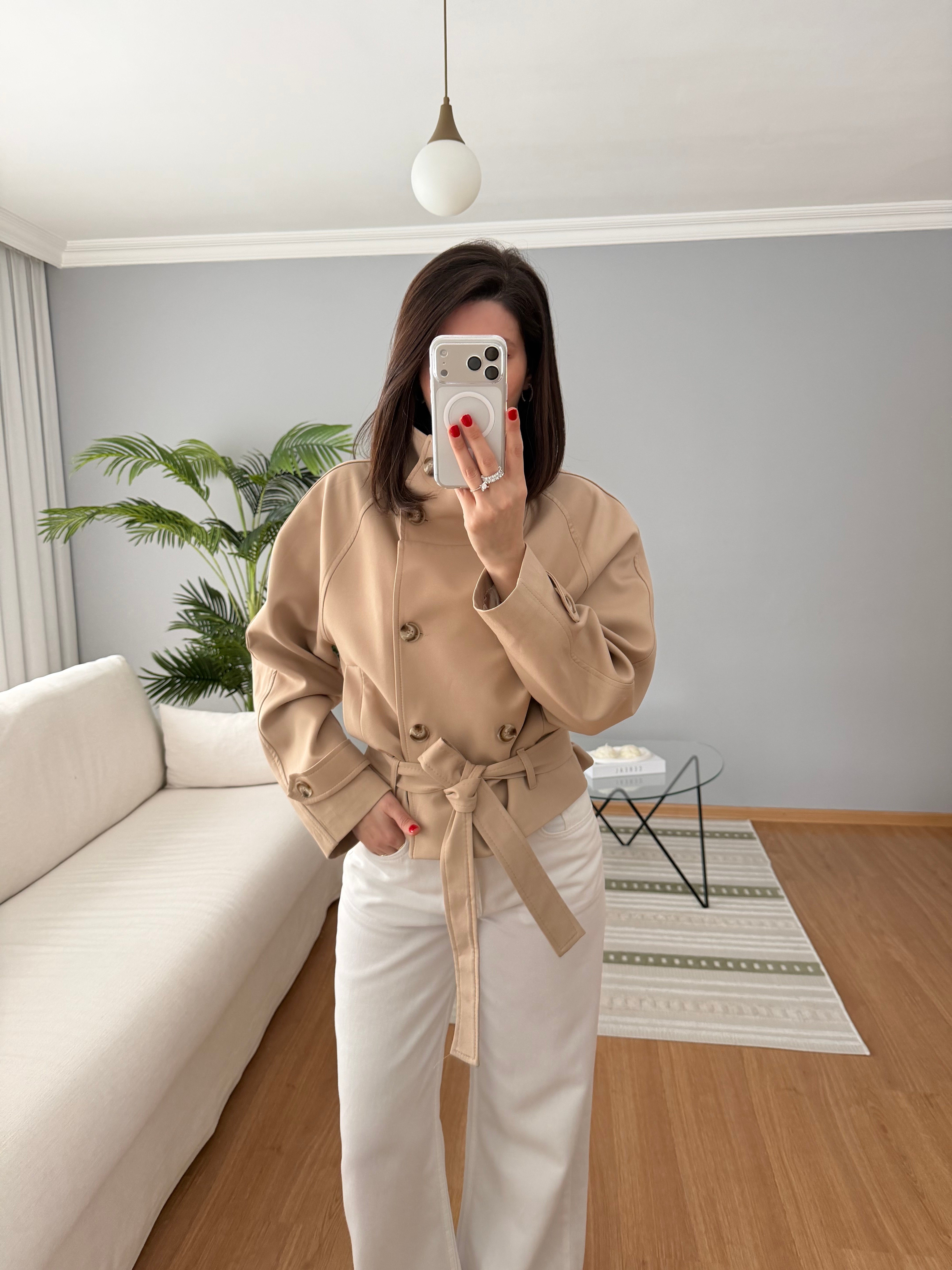 Dik Yaka Kuşaklı Camel Rengi Ceket