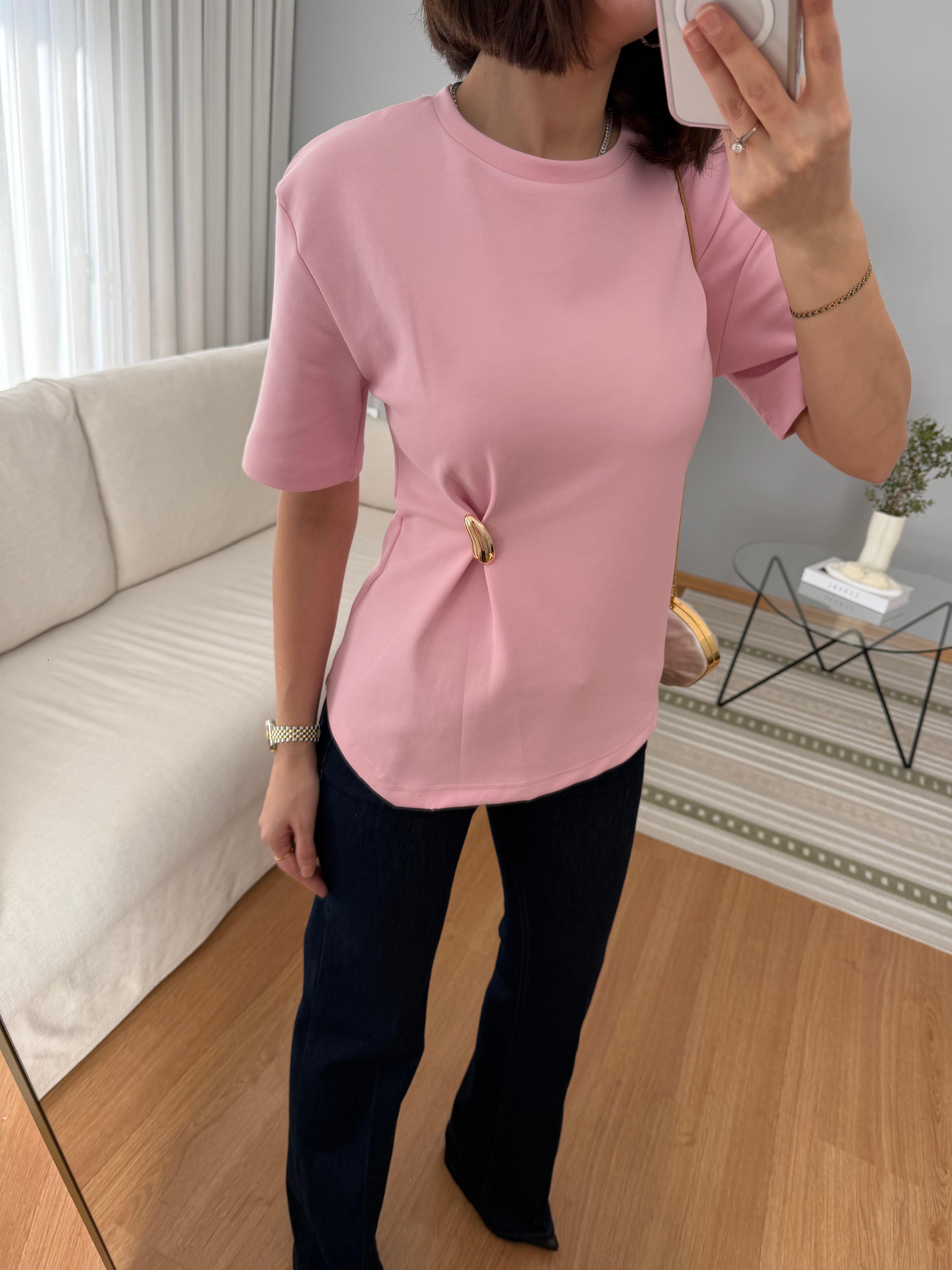 Dilvin Gold Aksesuarlı Pembe Tişört 