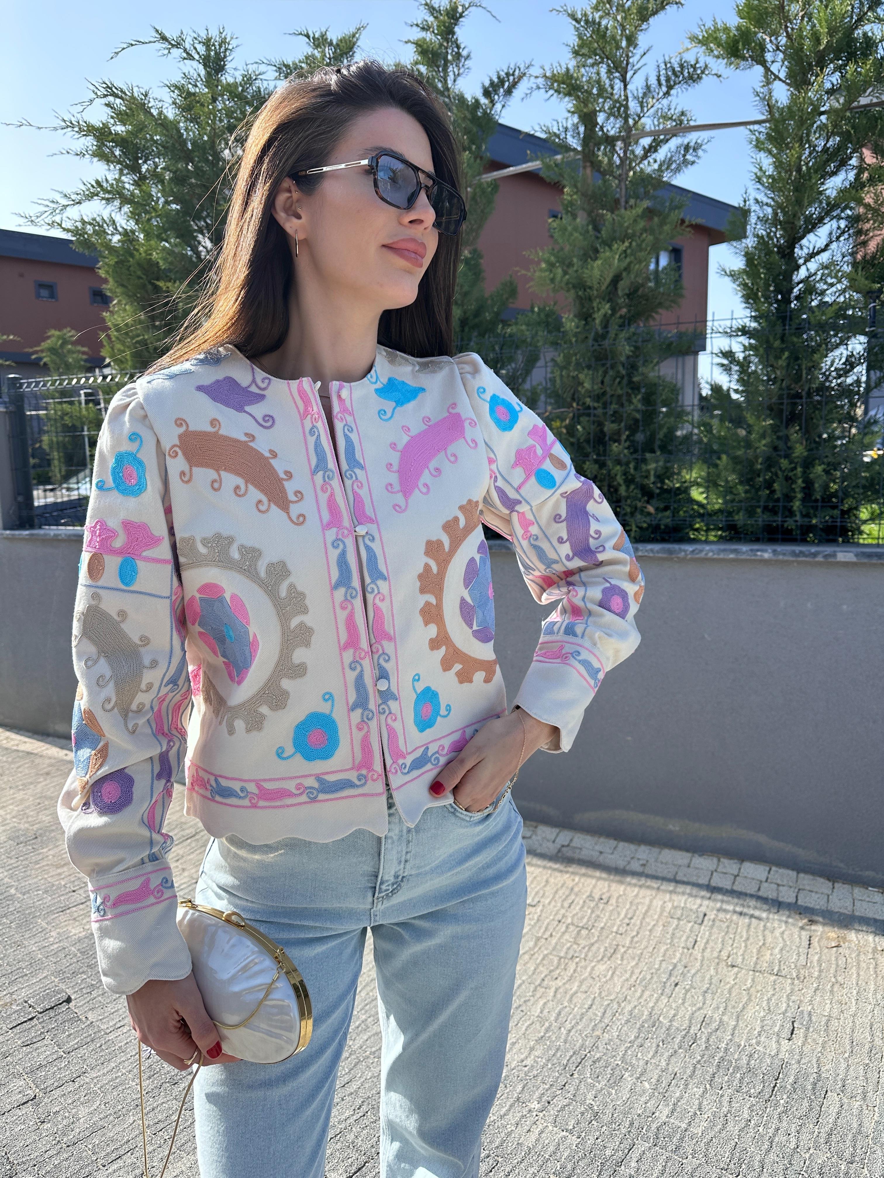 Elisa Ceket 