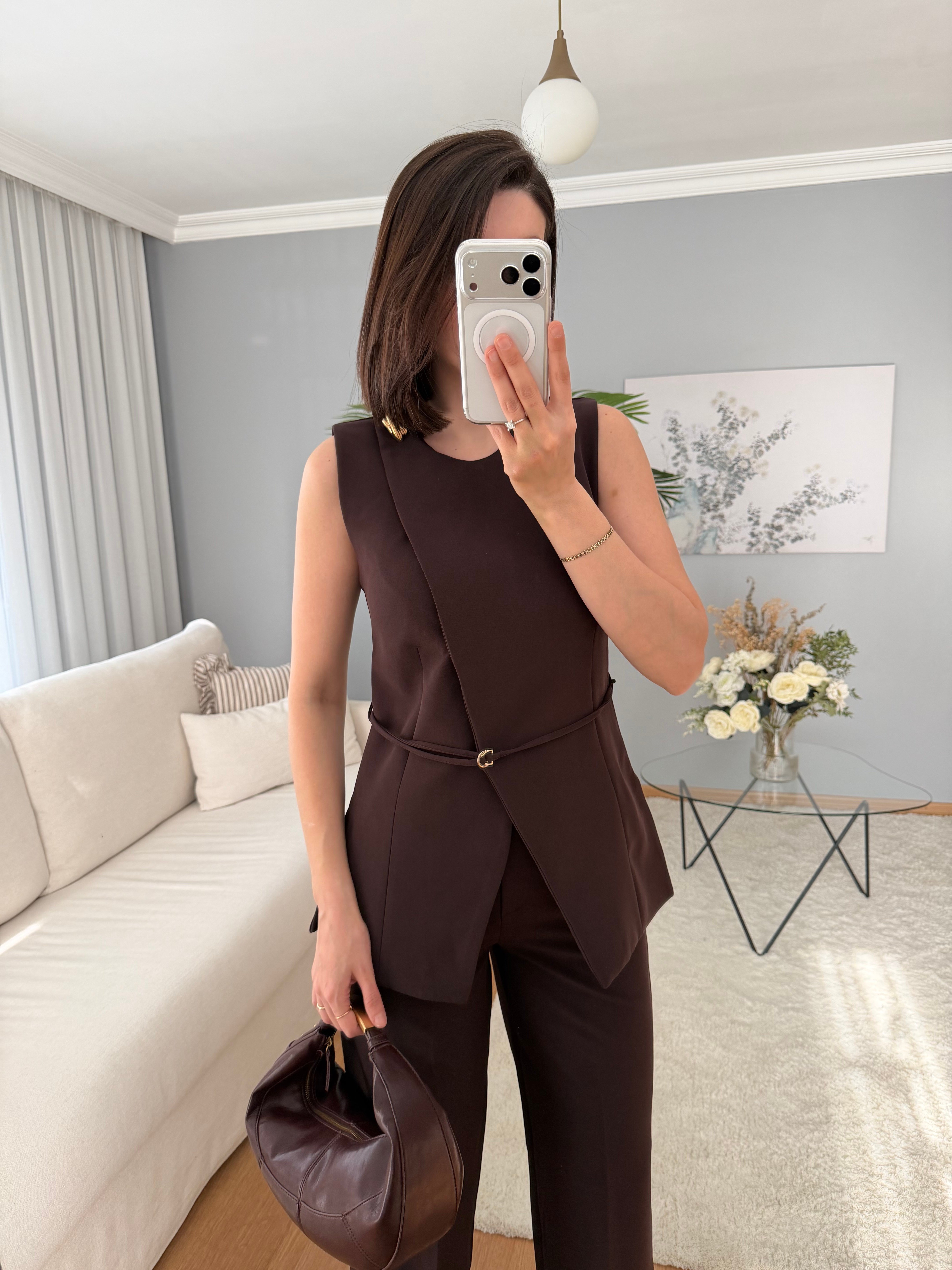 Evinne Kahve Rengi Takım