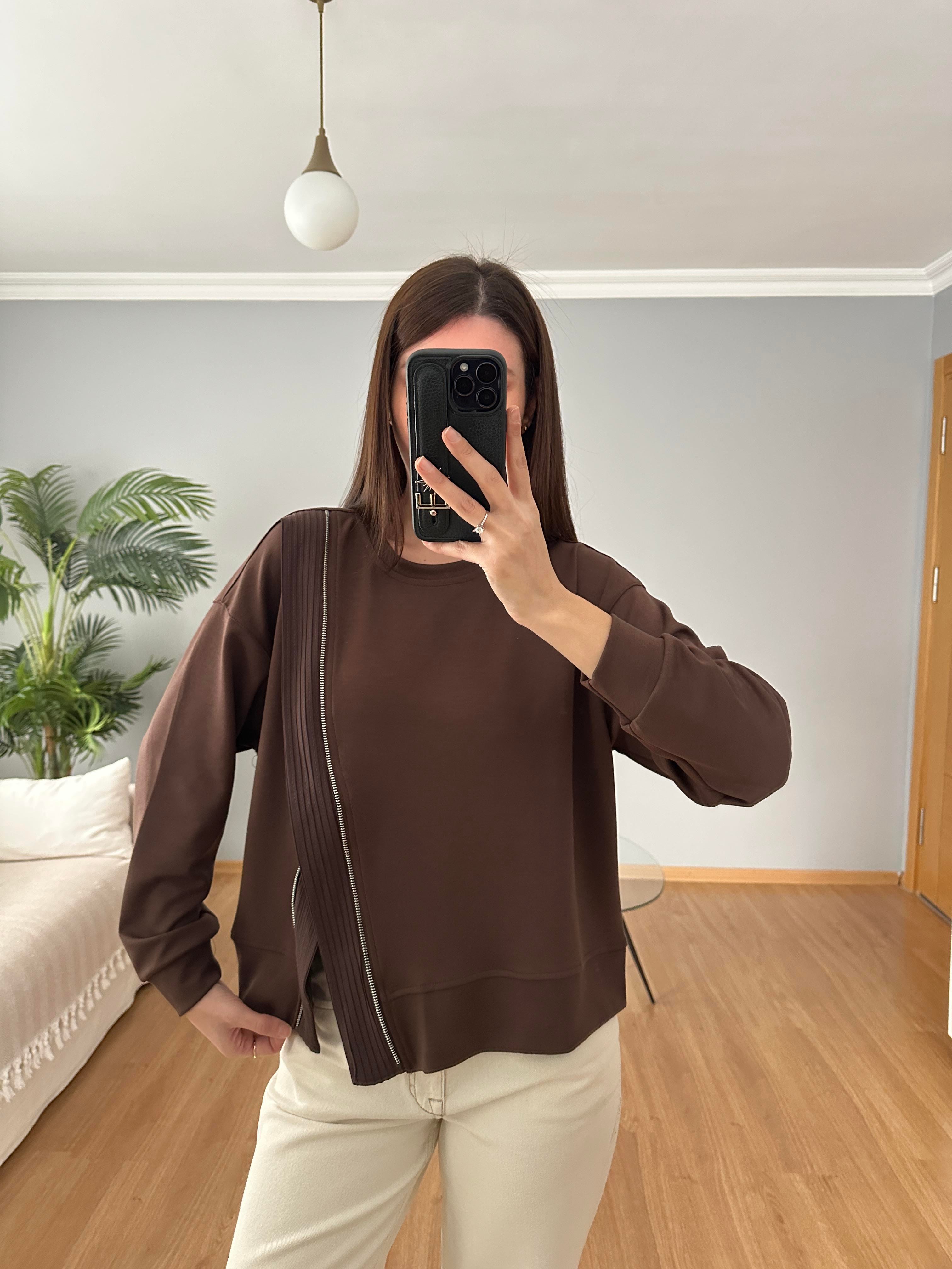 Fermuar Aksesuarlı Kahve Sweatshirt