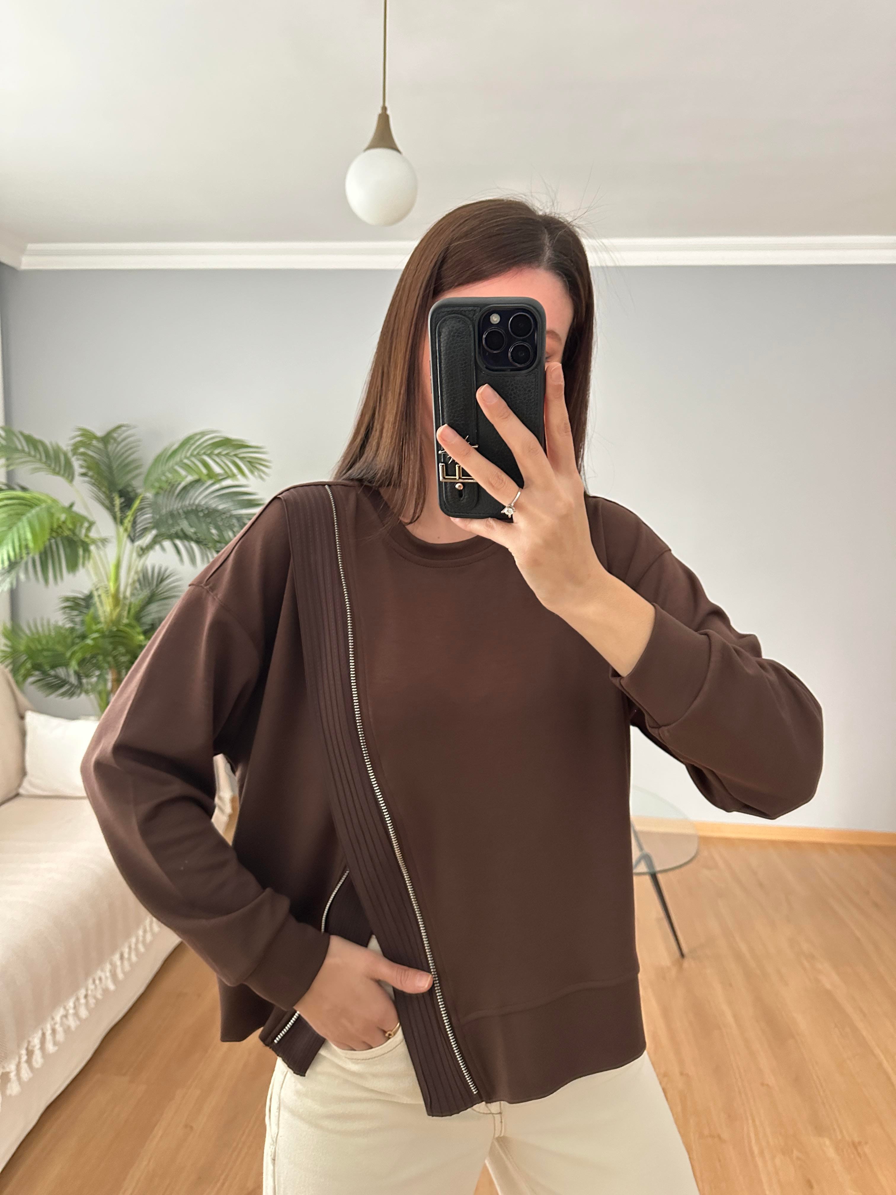 Fermuar Aksesuarlı Kahve Sweatshirt
