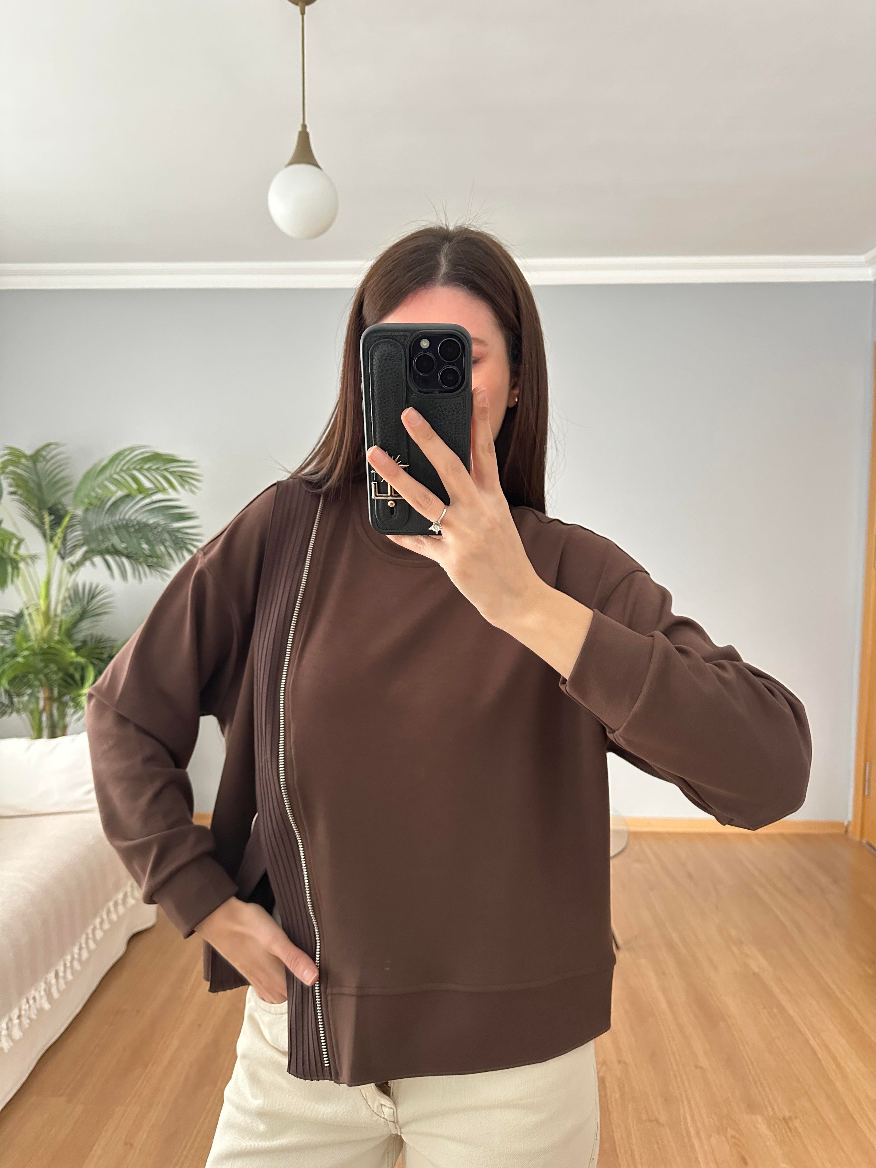 Fermuar Aksesuarlı Kahve Sweatshirt