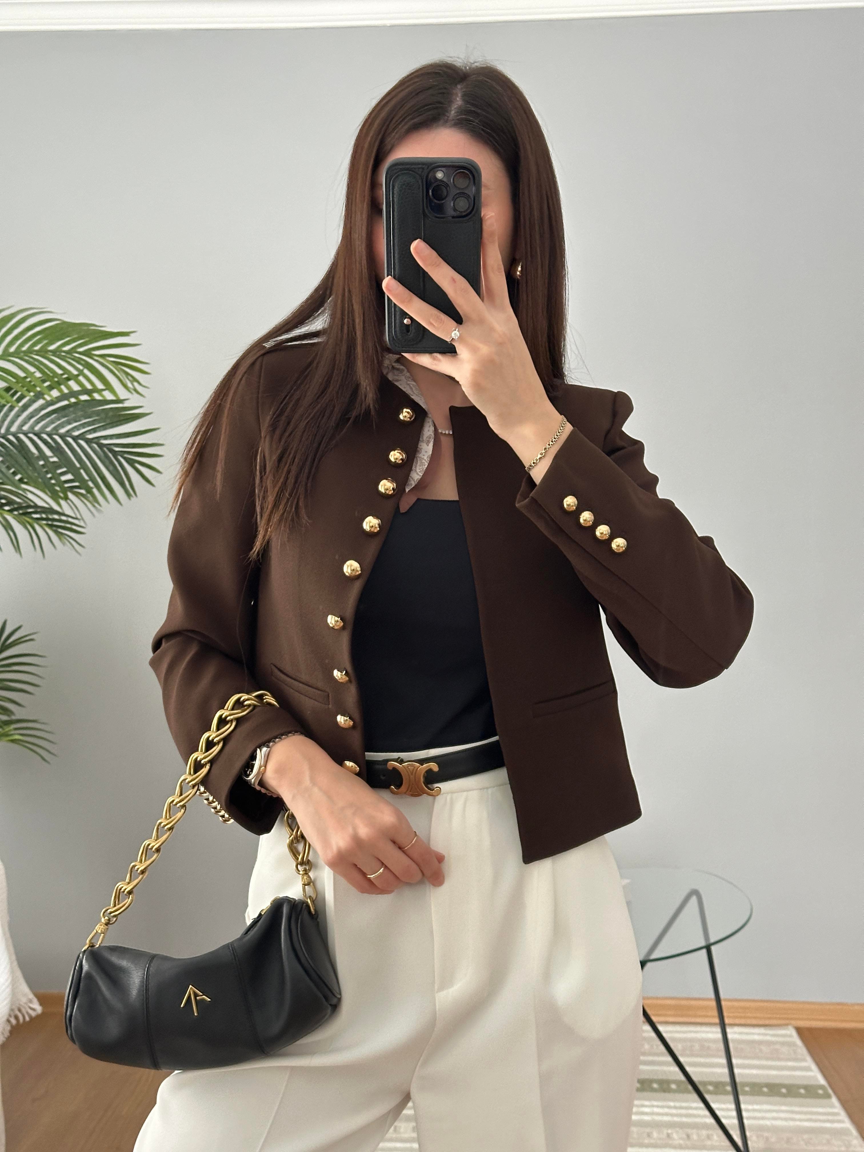 Fit Kesim Kısa Kahve Ceket