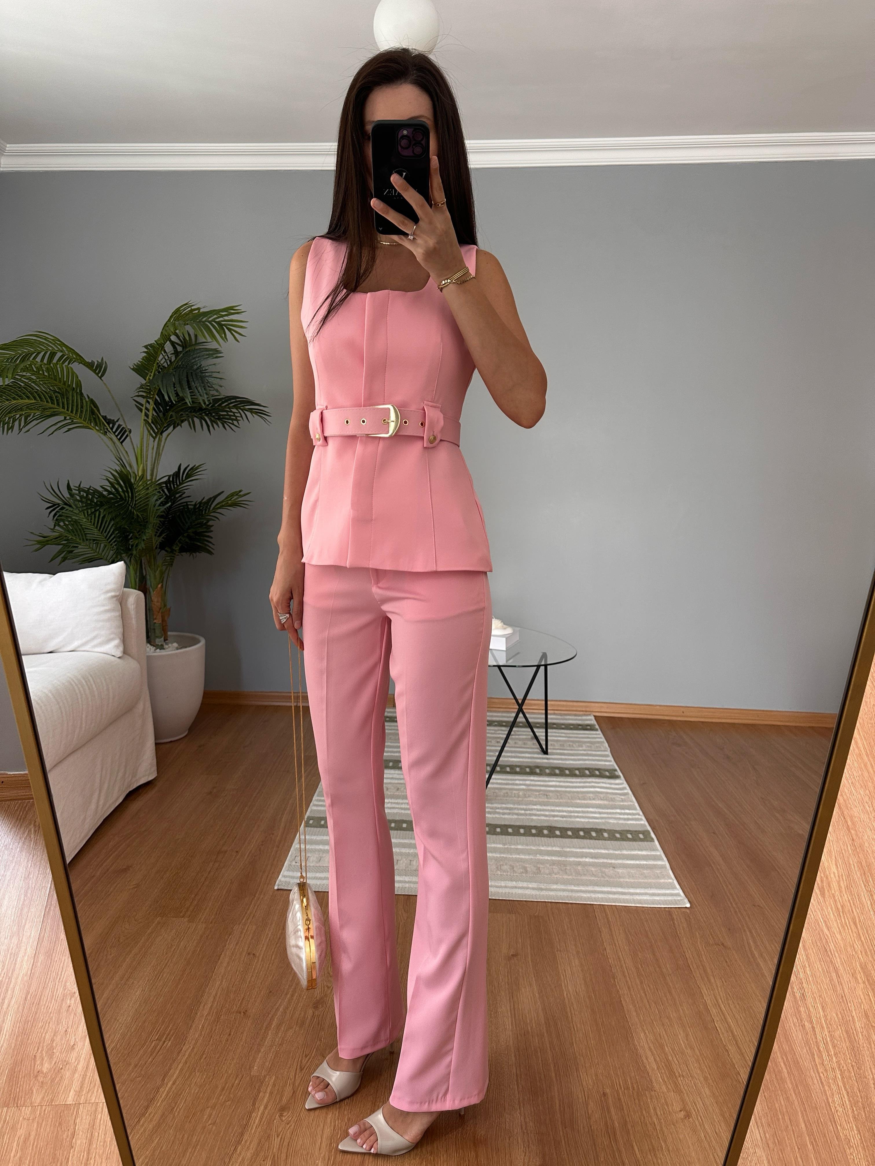 Guinda Pembe Takım