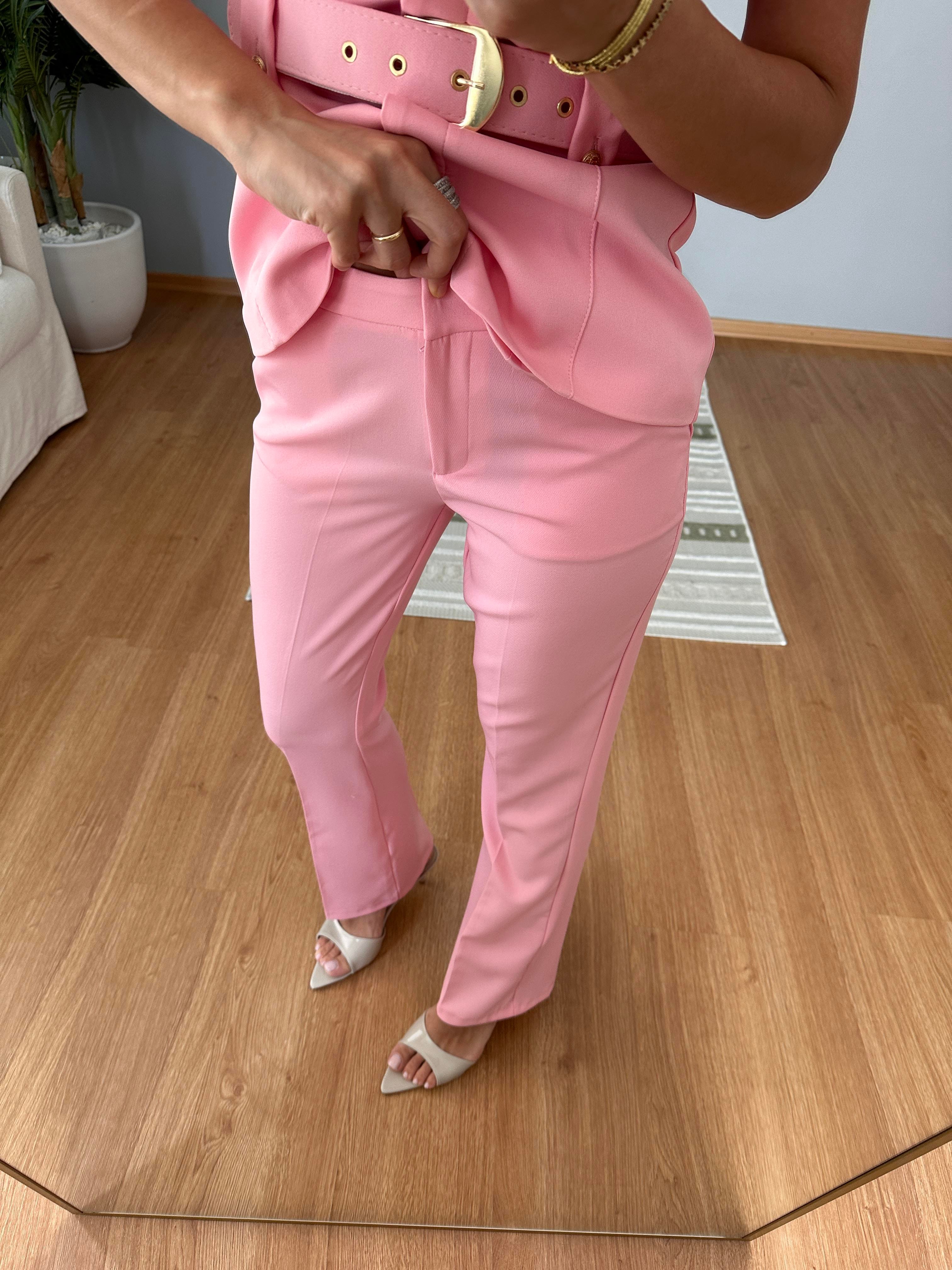 Guinda Pembe Takım