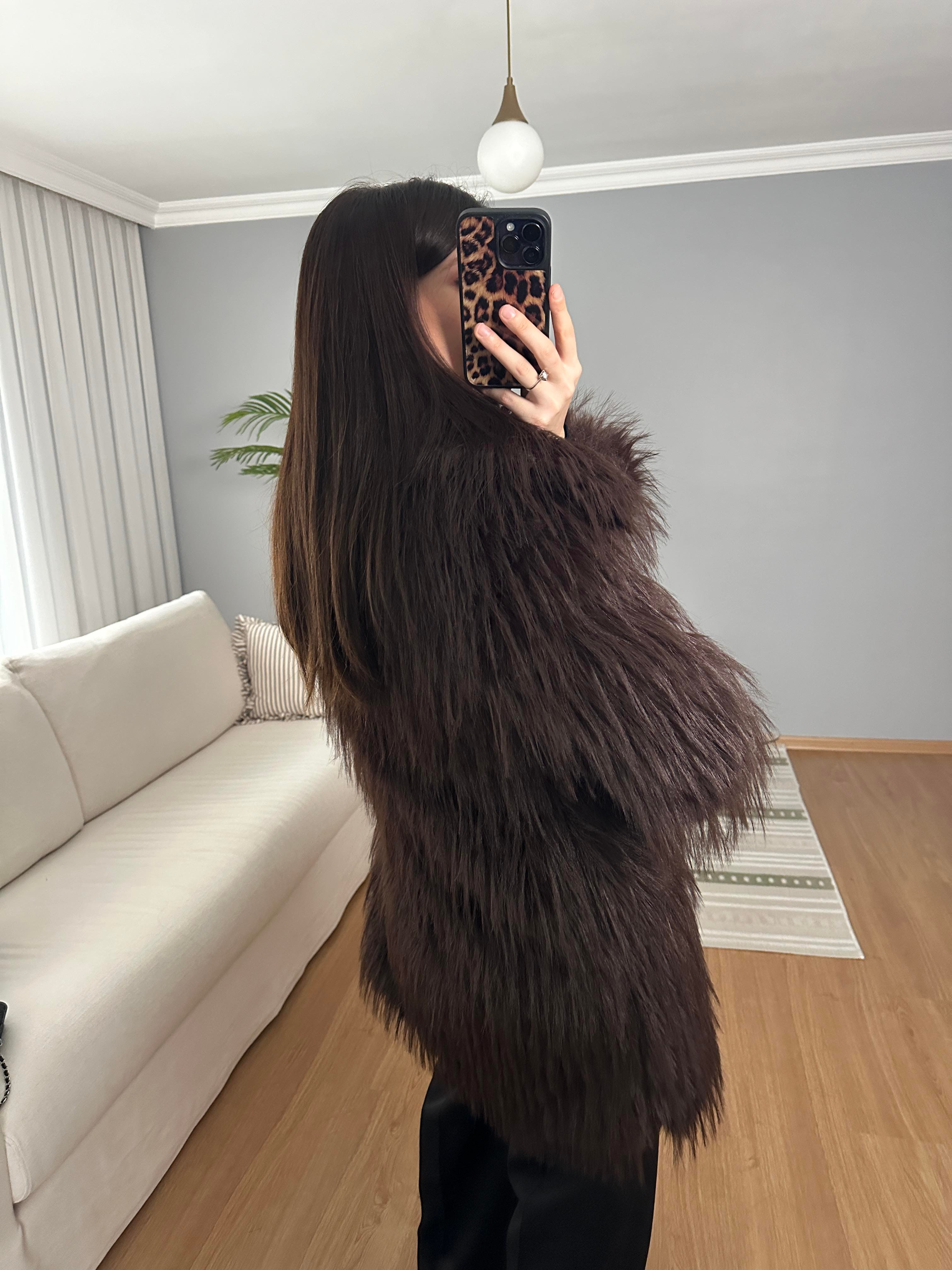 Isyra Uzun Tüylü Yaka Orta Boy Kürk