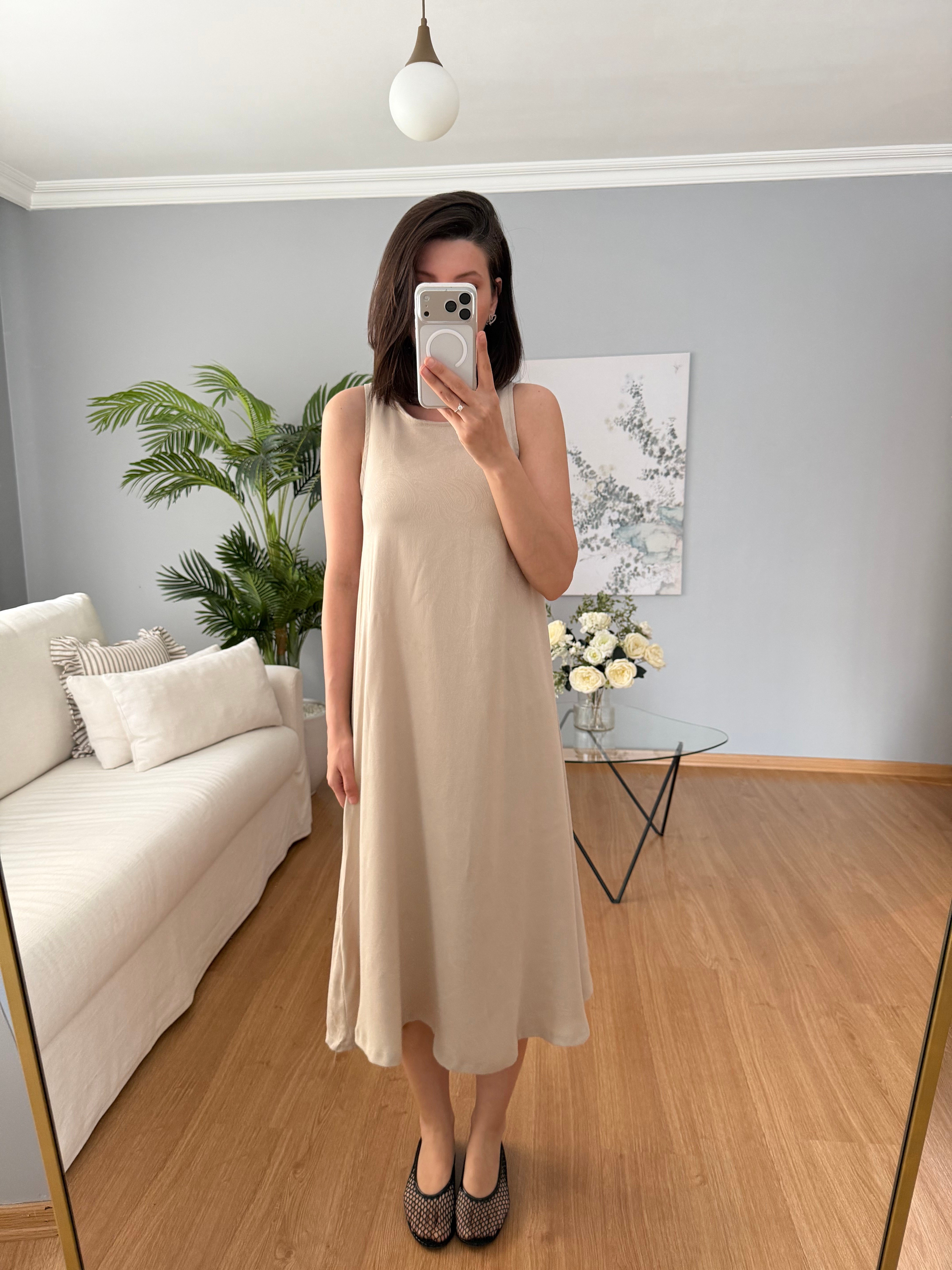 Jacquard Kloş Kesim Bej Rengi Elbise