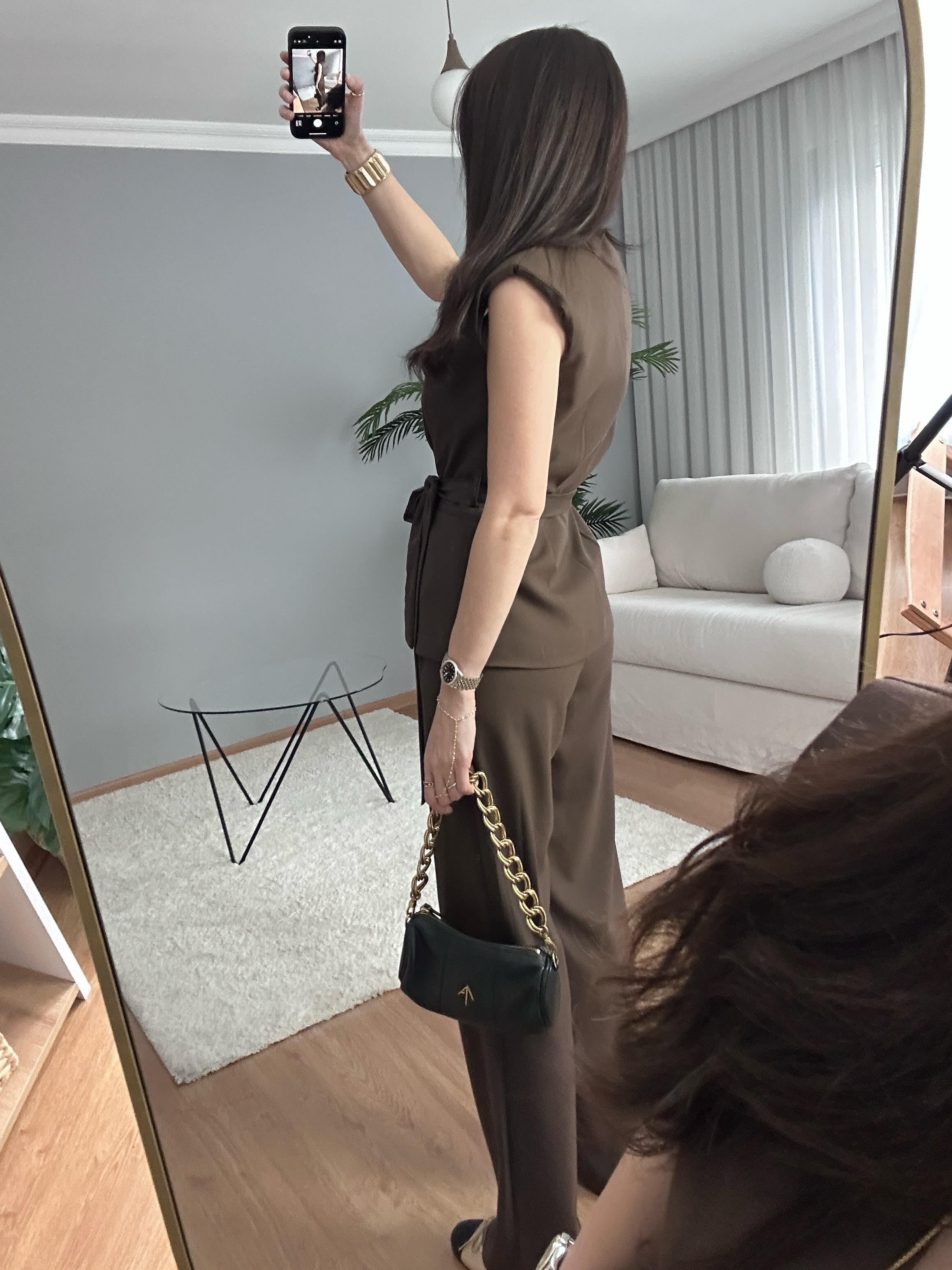 Kahve Kuşaklı Yelekli Takım