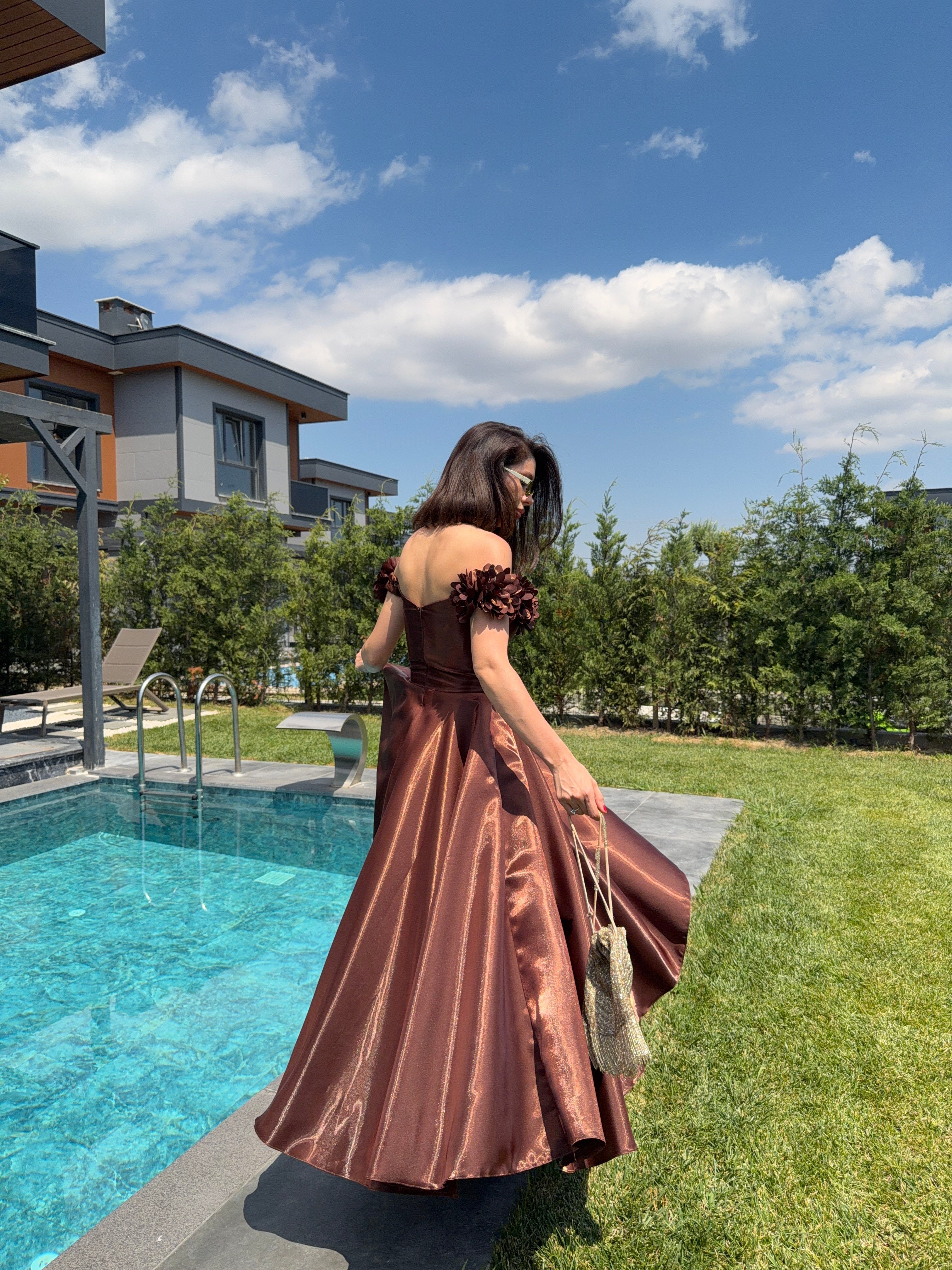 Kahve Rengi Blossom Satin Midi Elbise 