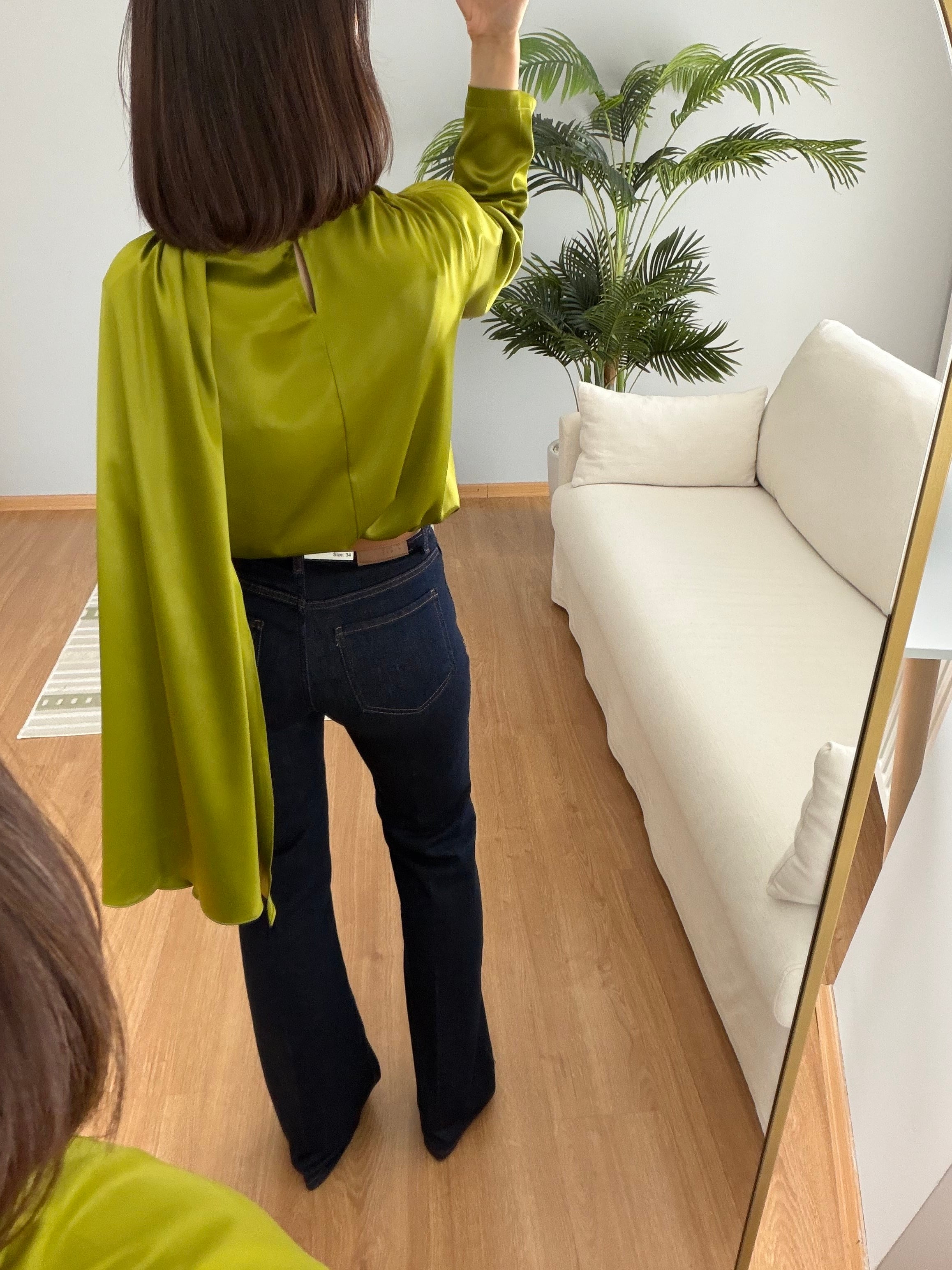 Kendinden Şallı Yeşil Saten Bluz