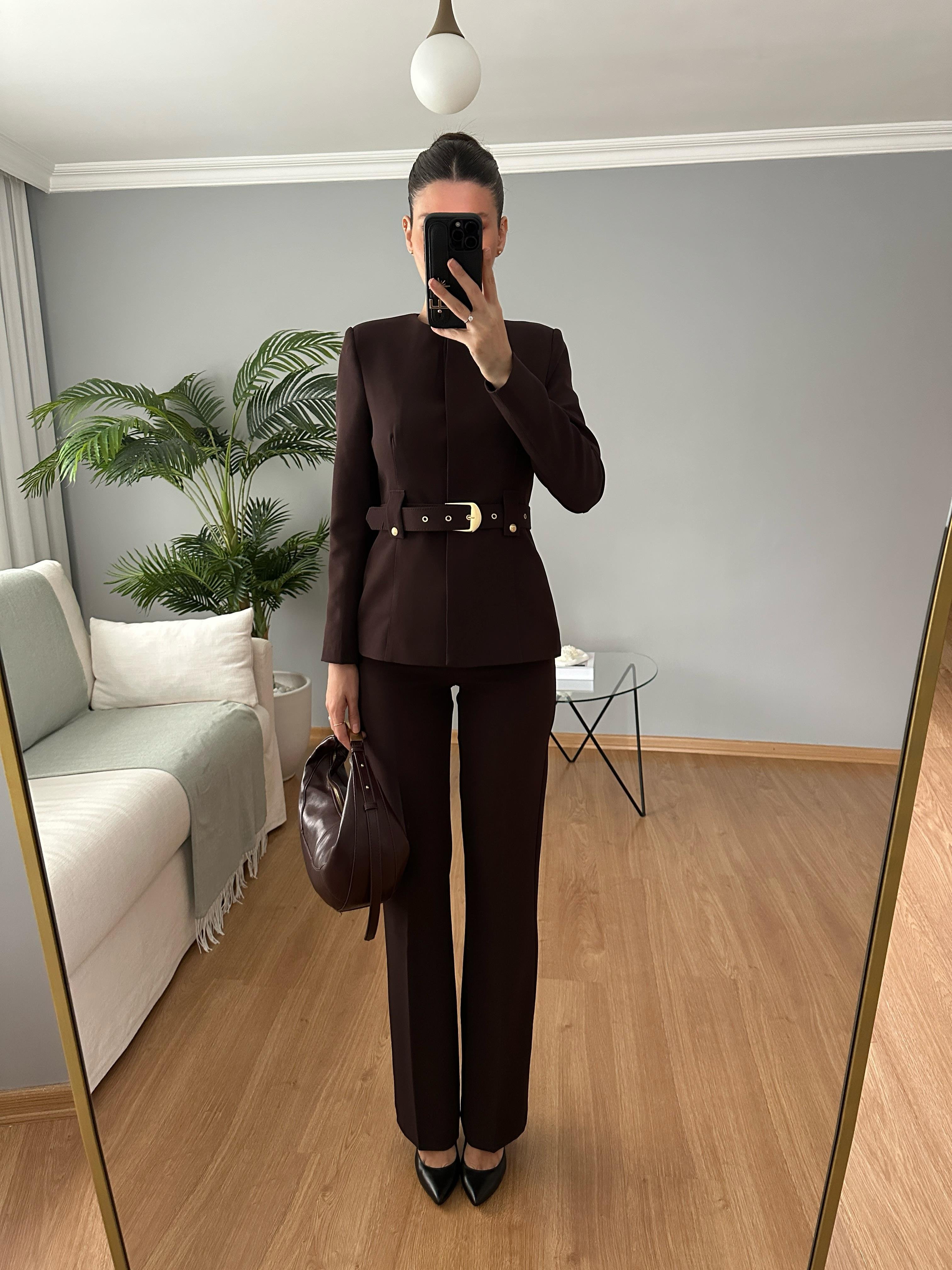 Lili Kahve Kemerli Premium Takım