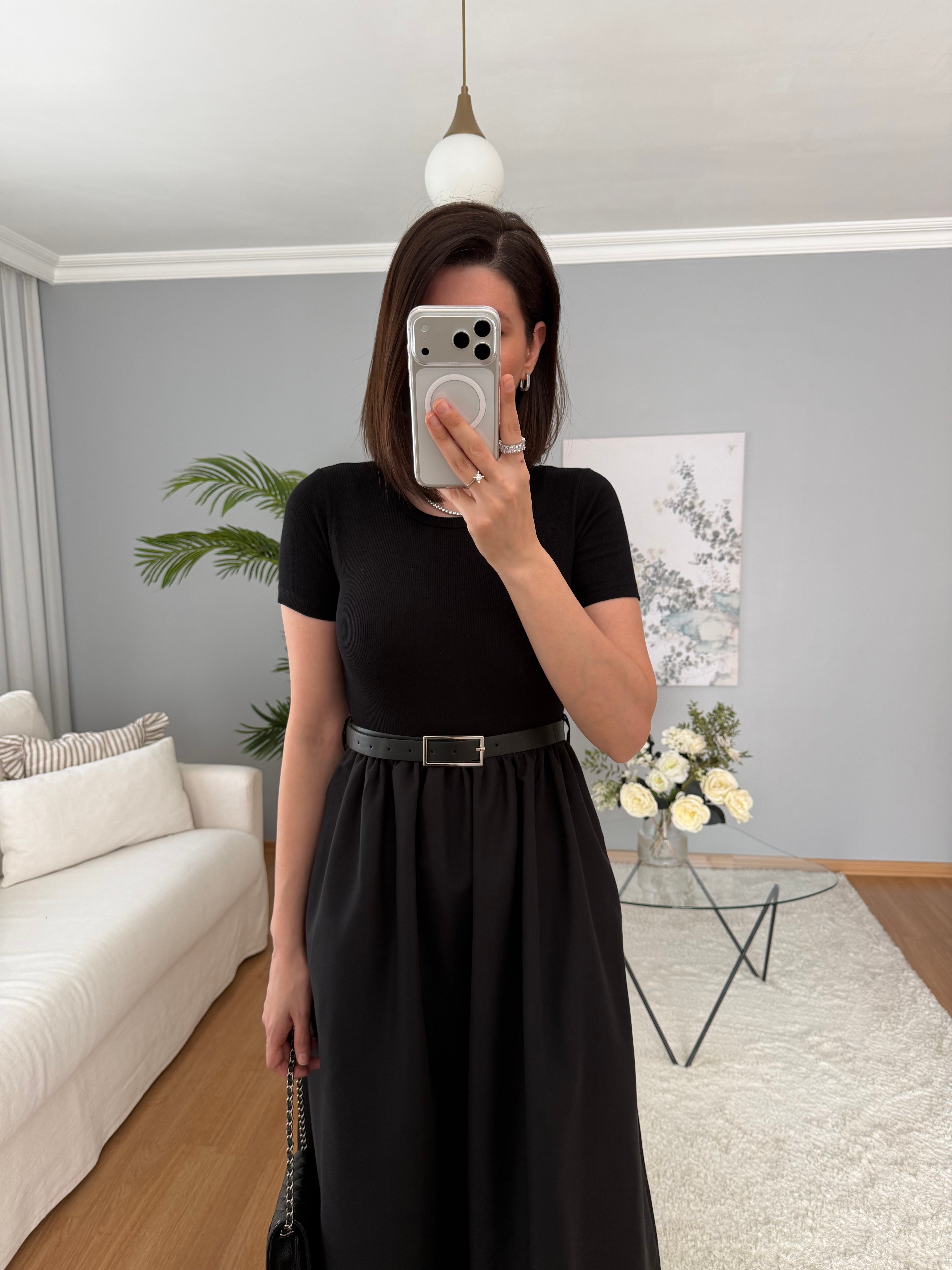 Linsia Siyah Kemerli Elbise 