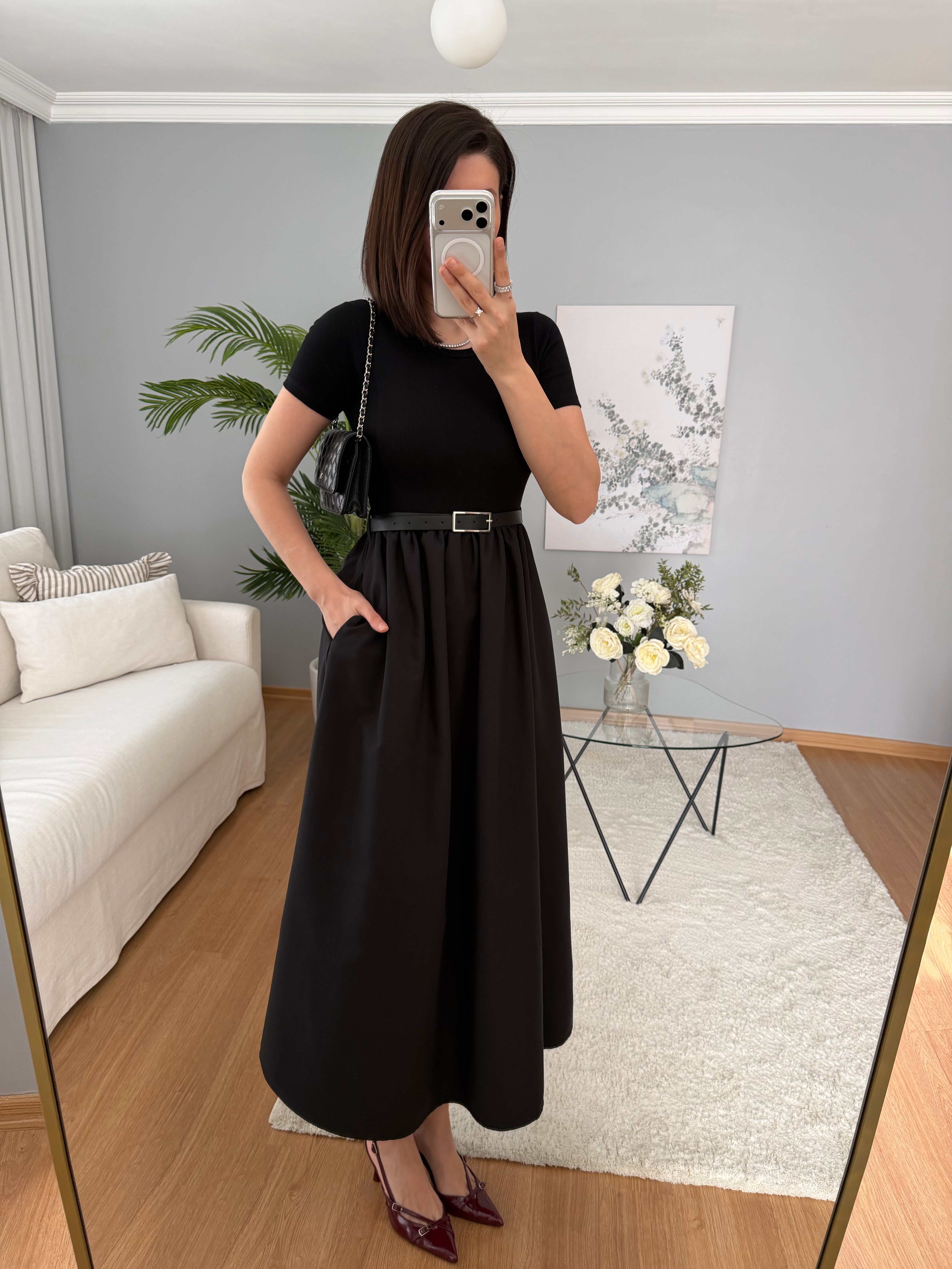 Linsia Siyah Kemerli Elbise 