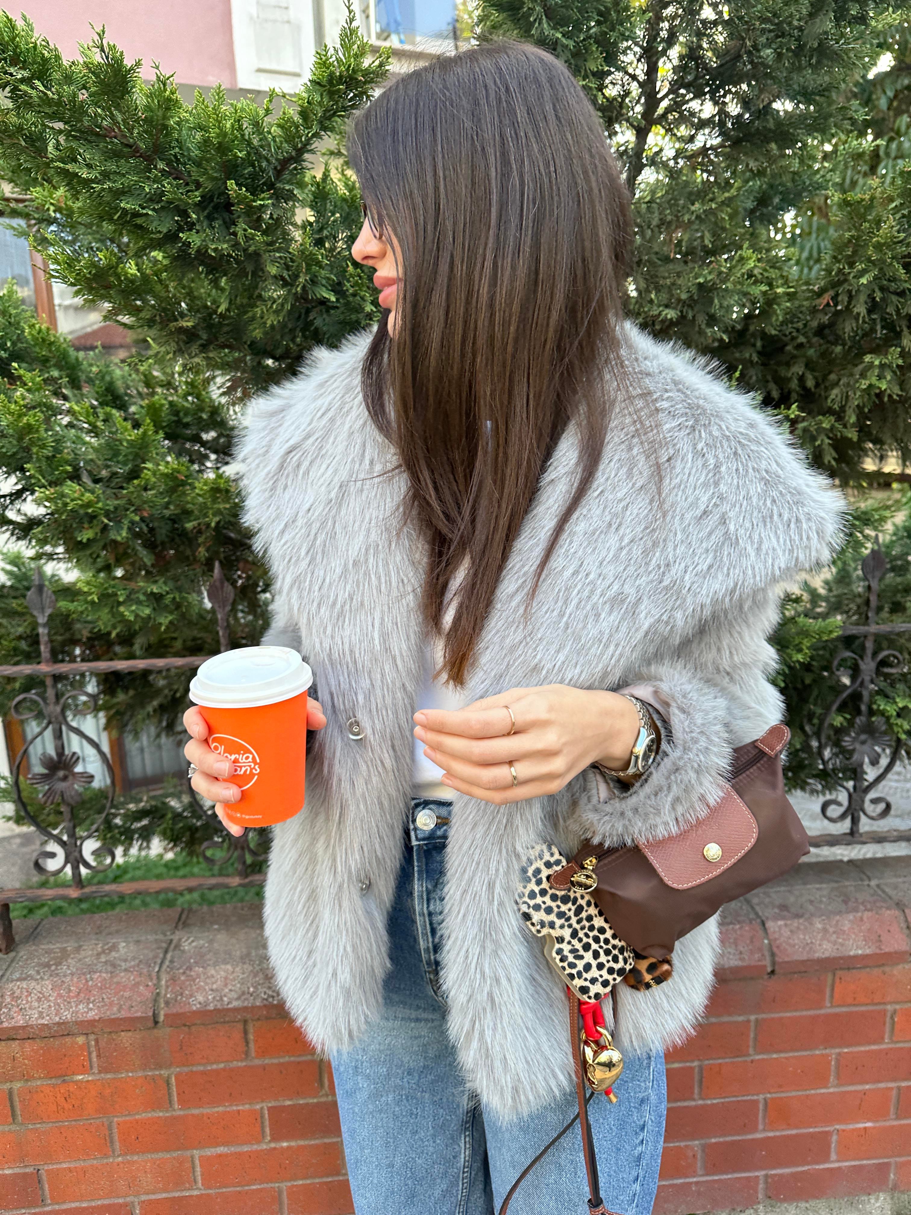Lisa Gri Kürk 