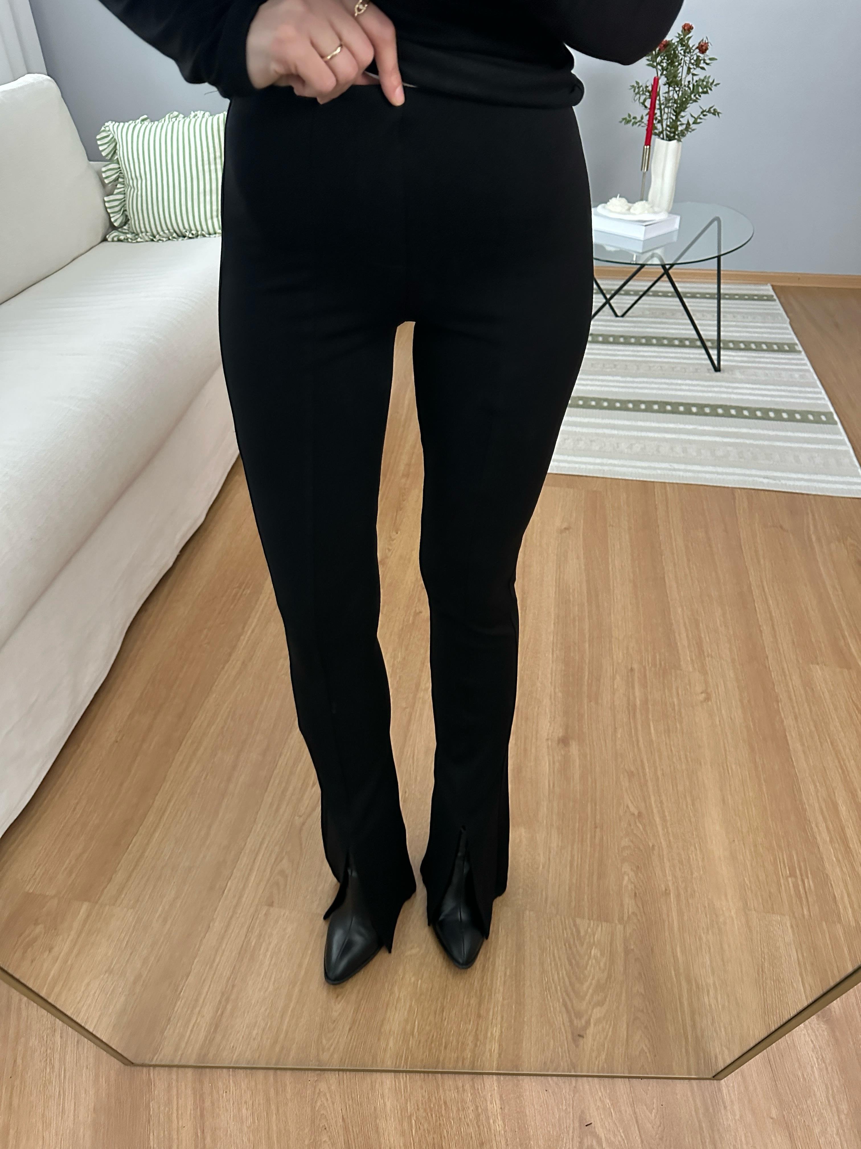 Paça Yırtmaçlı Beli Lastikli Pantolon