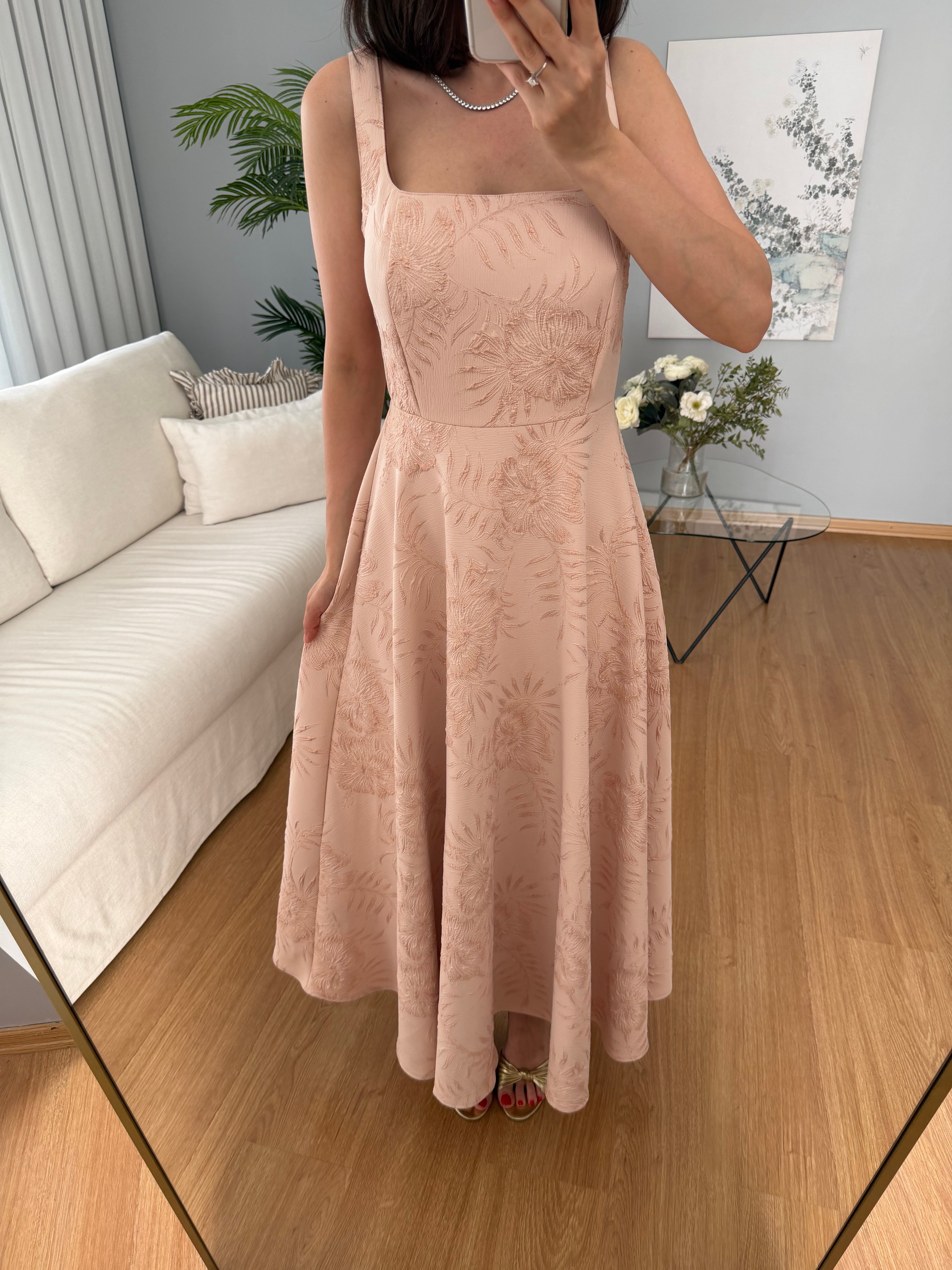 Perla Pembe Renk Elbise 